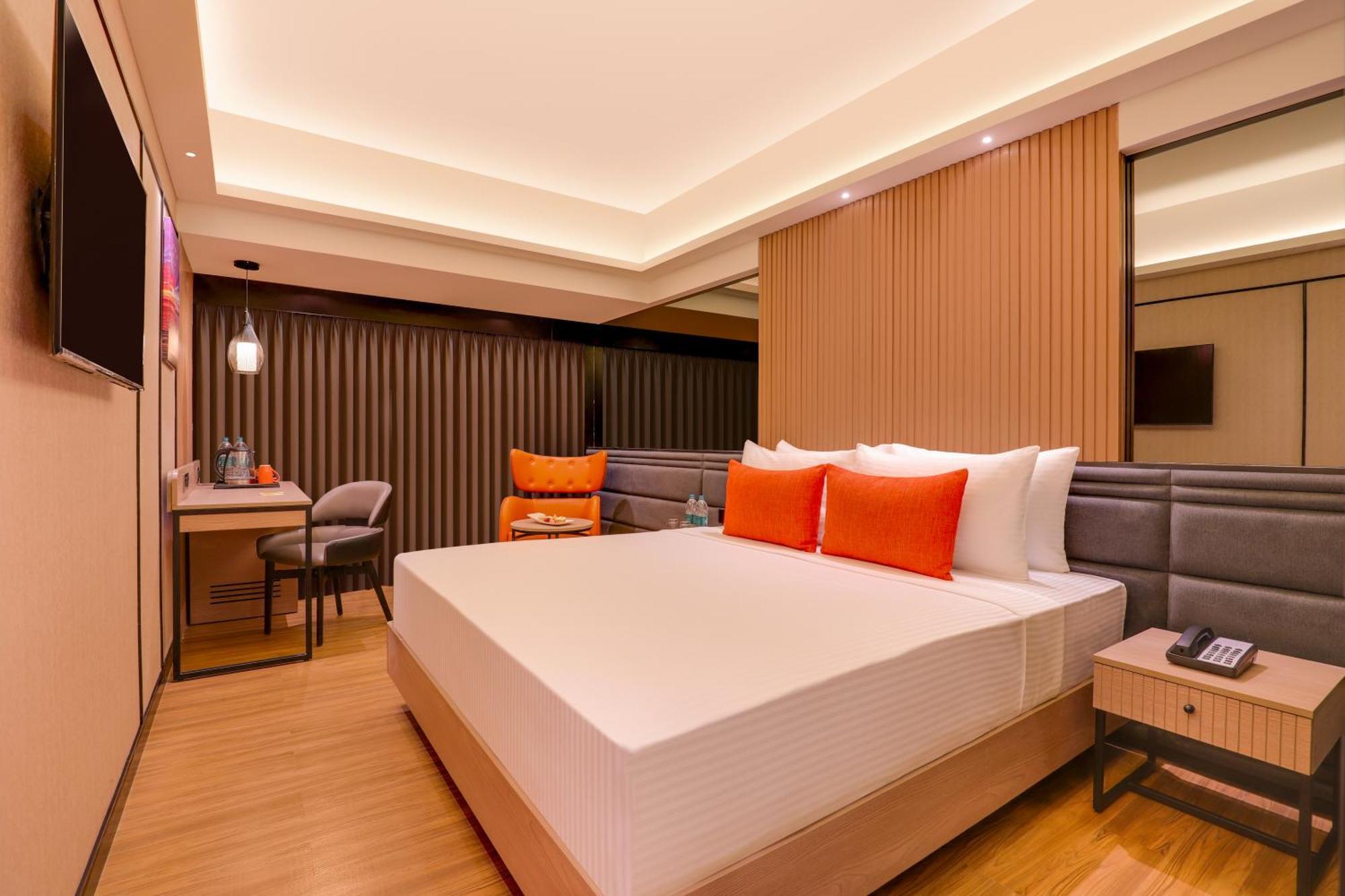 Lemon Tree Premier, Malad,