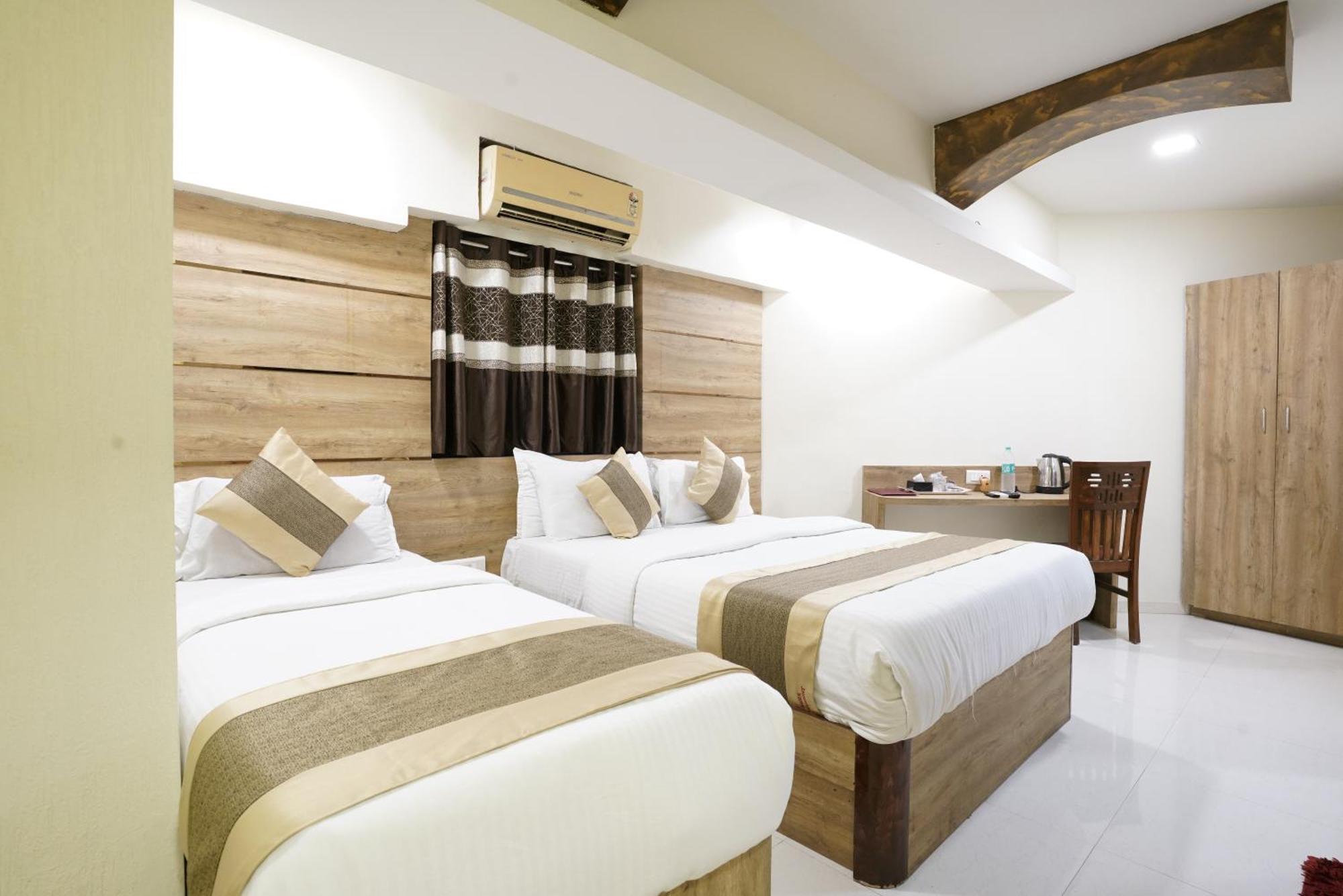 Grand Corp Inn, Near Nesco Exhibition Center Hotel 3*