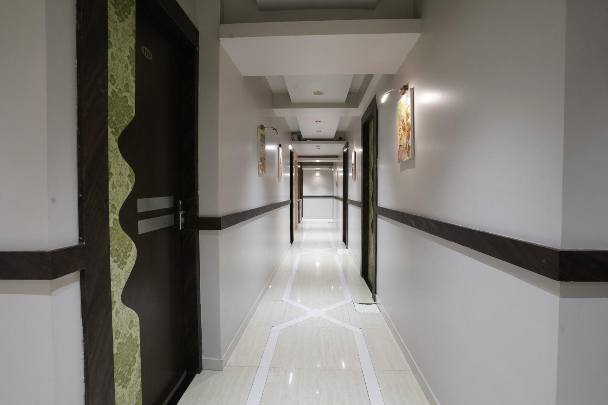 Grand Corp Inn, Near Nesco Exhibition Center