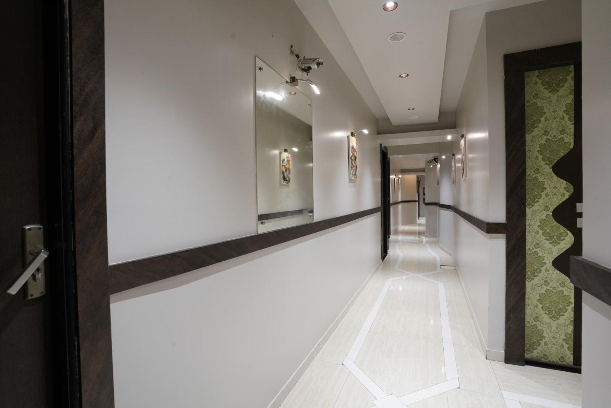 Grand Corp Inn, Near Nesco Exhibition Center Hotel Mumbai