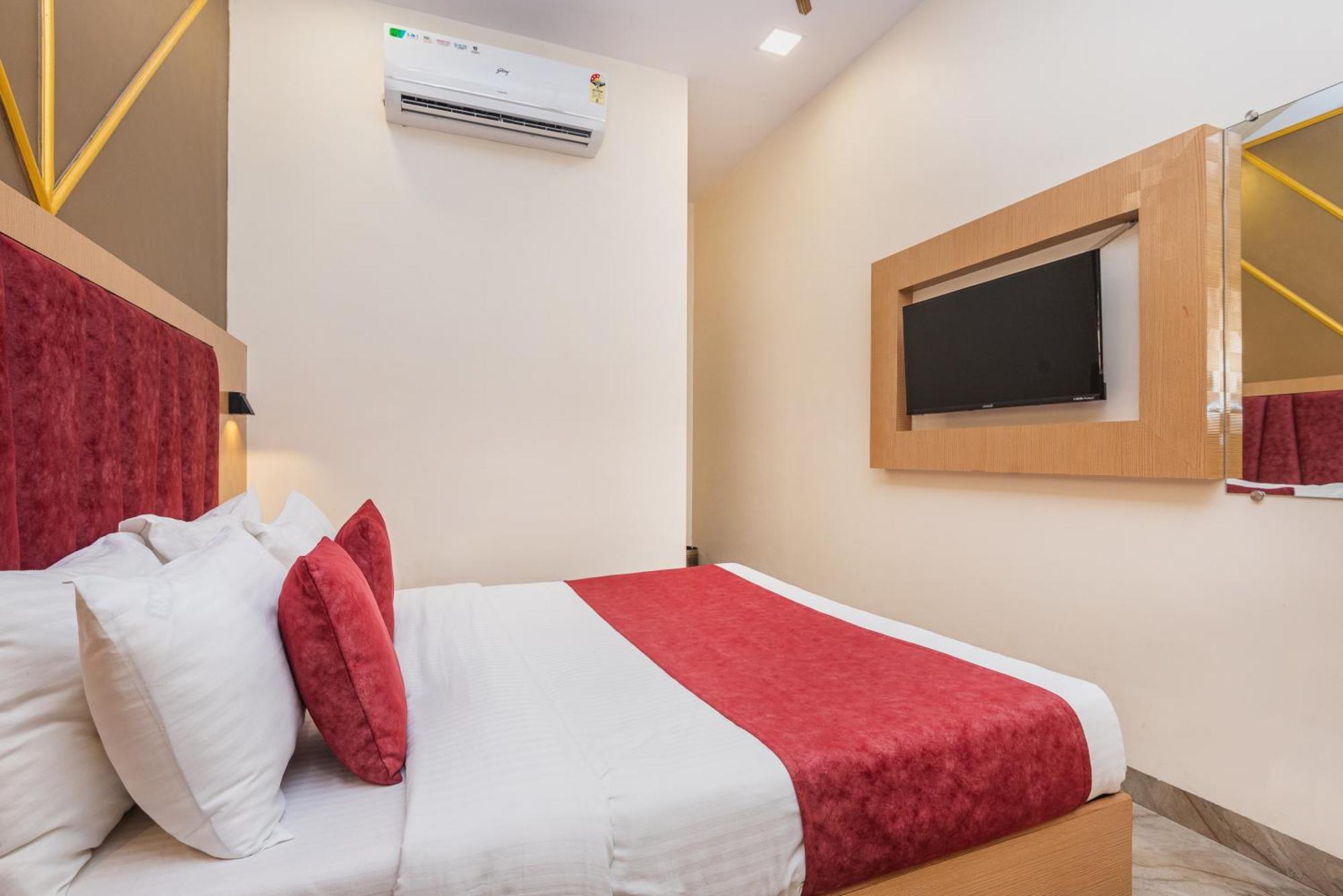 Hotel Priceless Exhibition Centre Goregaon West