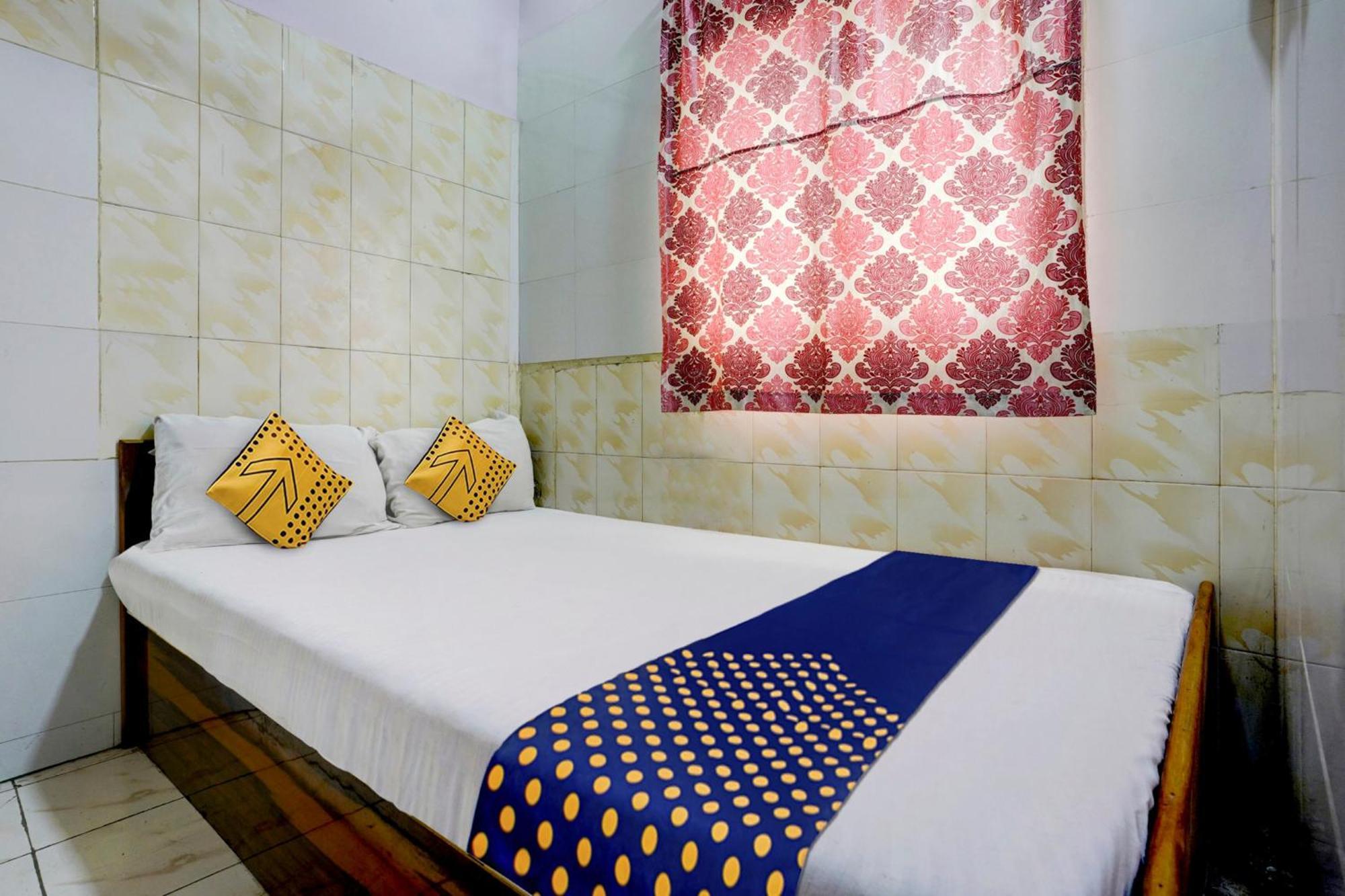 Hotel Hotel O Gulzar 3*