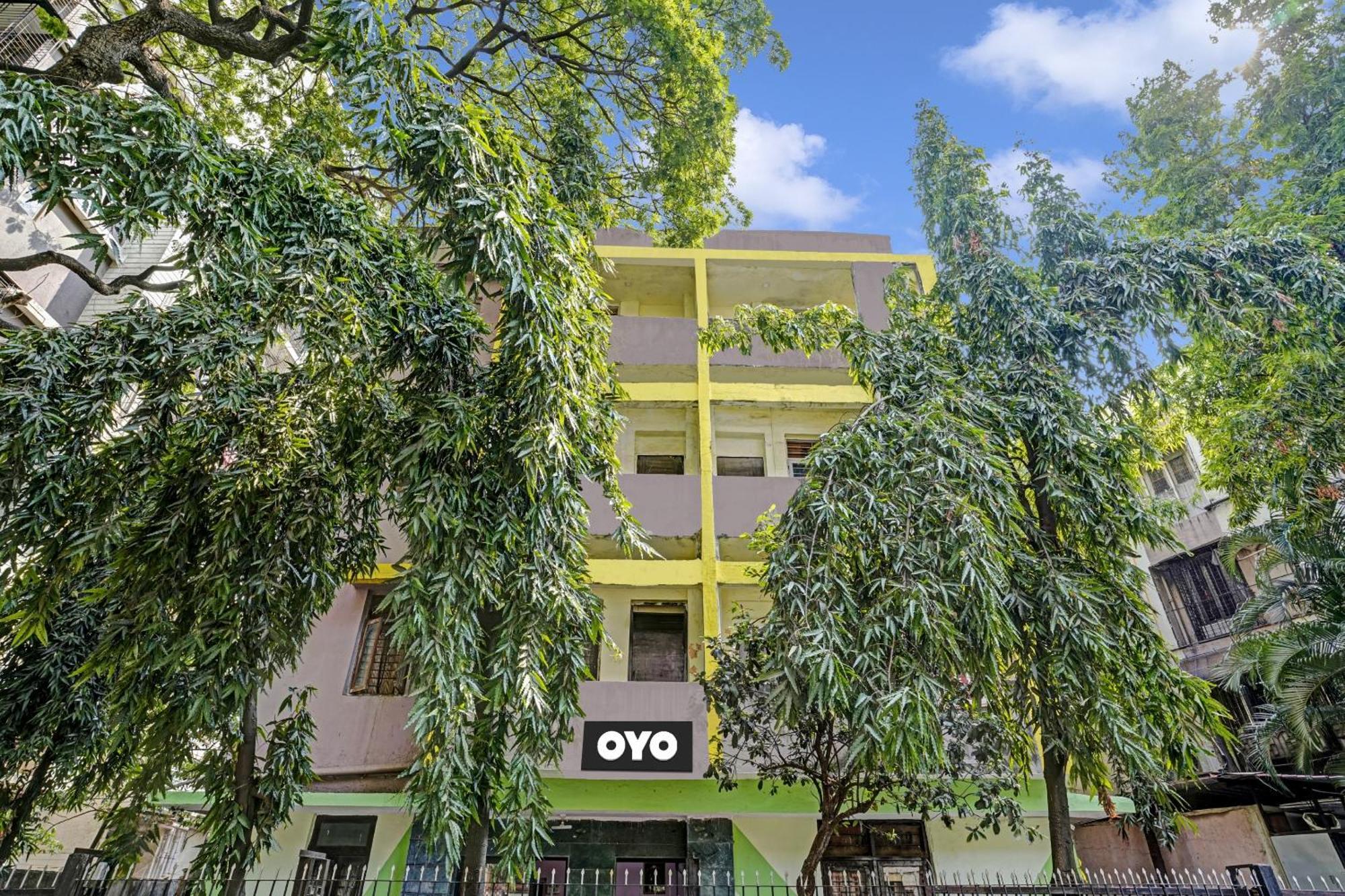 Oyo Flagship Raj Near Juhu Beach 3* Mumbai