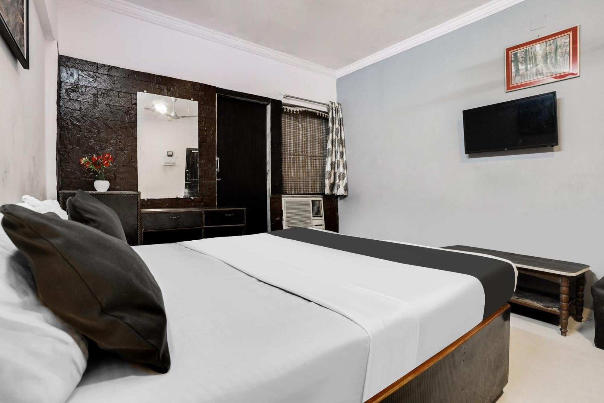 O Star Hotel