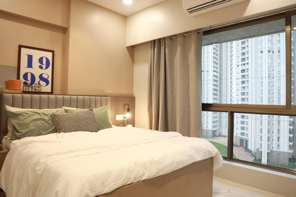 Downtown 2 And Half Bhk Appt Mahalaxmi 1201