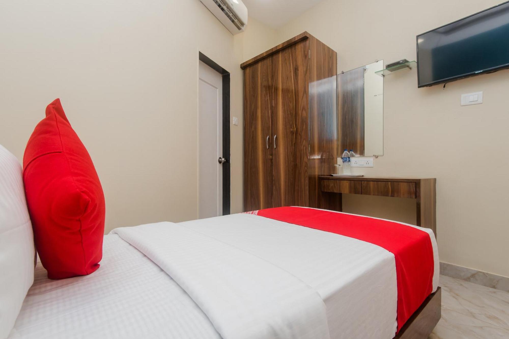 O Greenforest Near Airport Road Metro Station 3* Mumbai