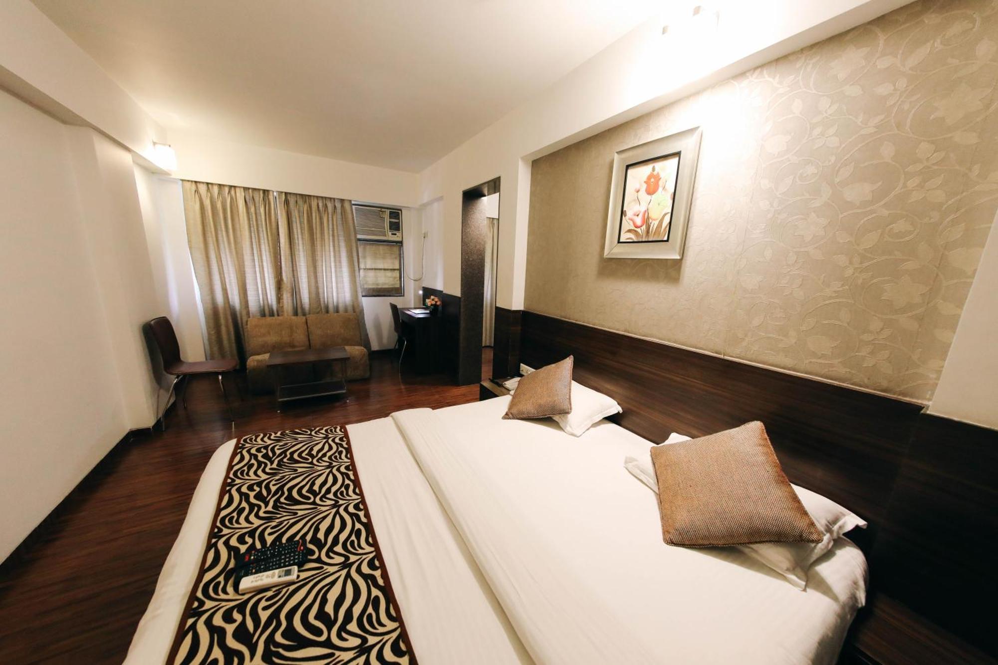 Maharana Chembur Hotel