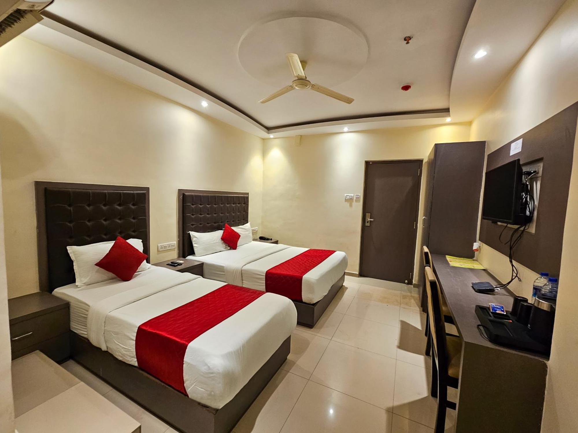 Hotel Bkc - Near Trade Center, Visa Consulate