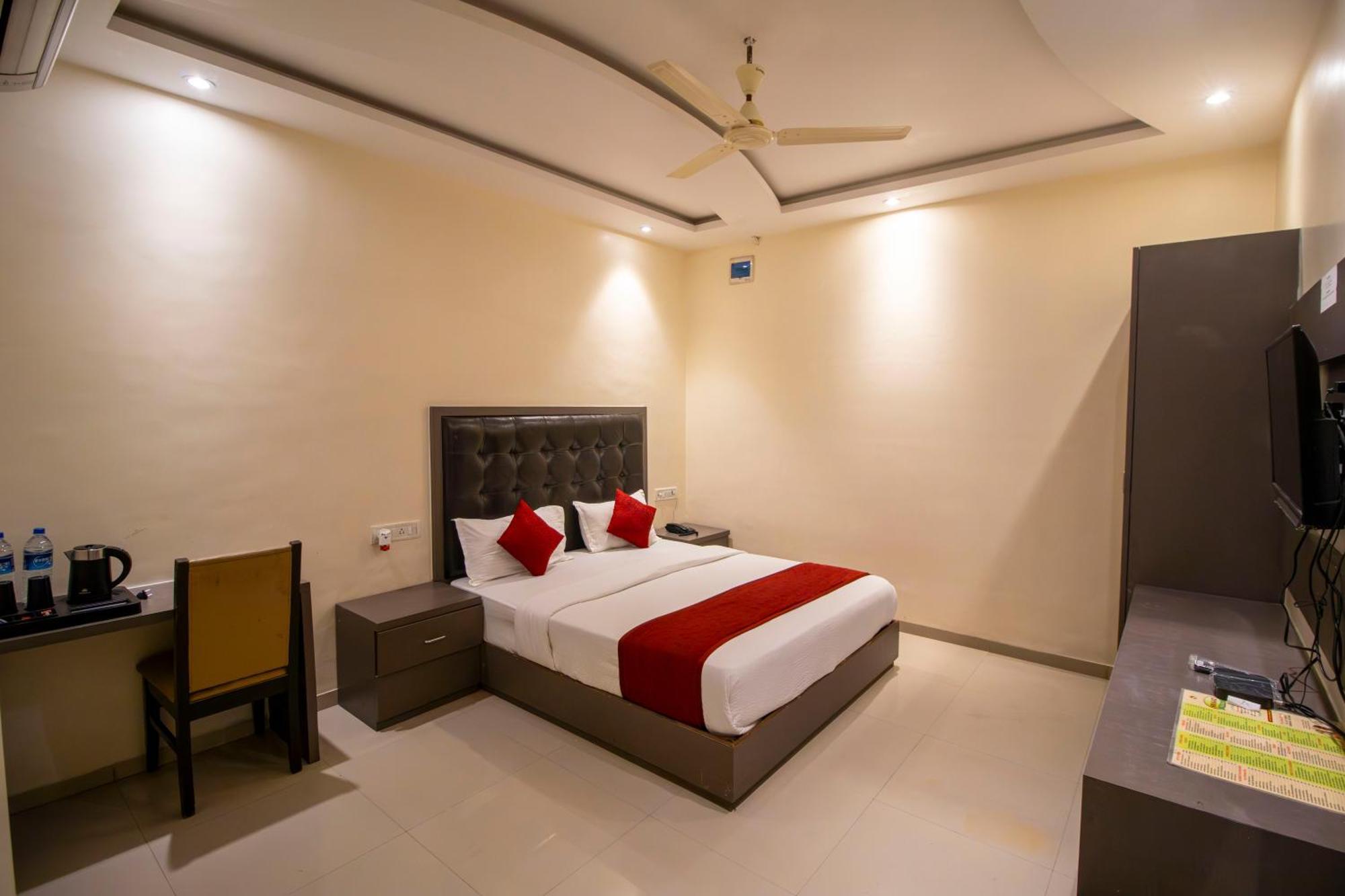 Hotel Bkc - Near Trade Center, Visa Consulate