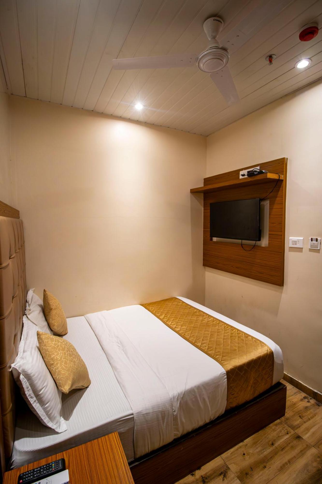 Bkc - Near Trade Center, Visa Consulate Hotel 3*