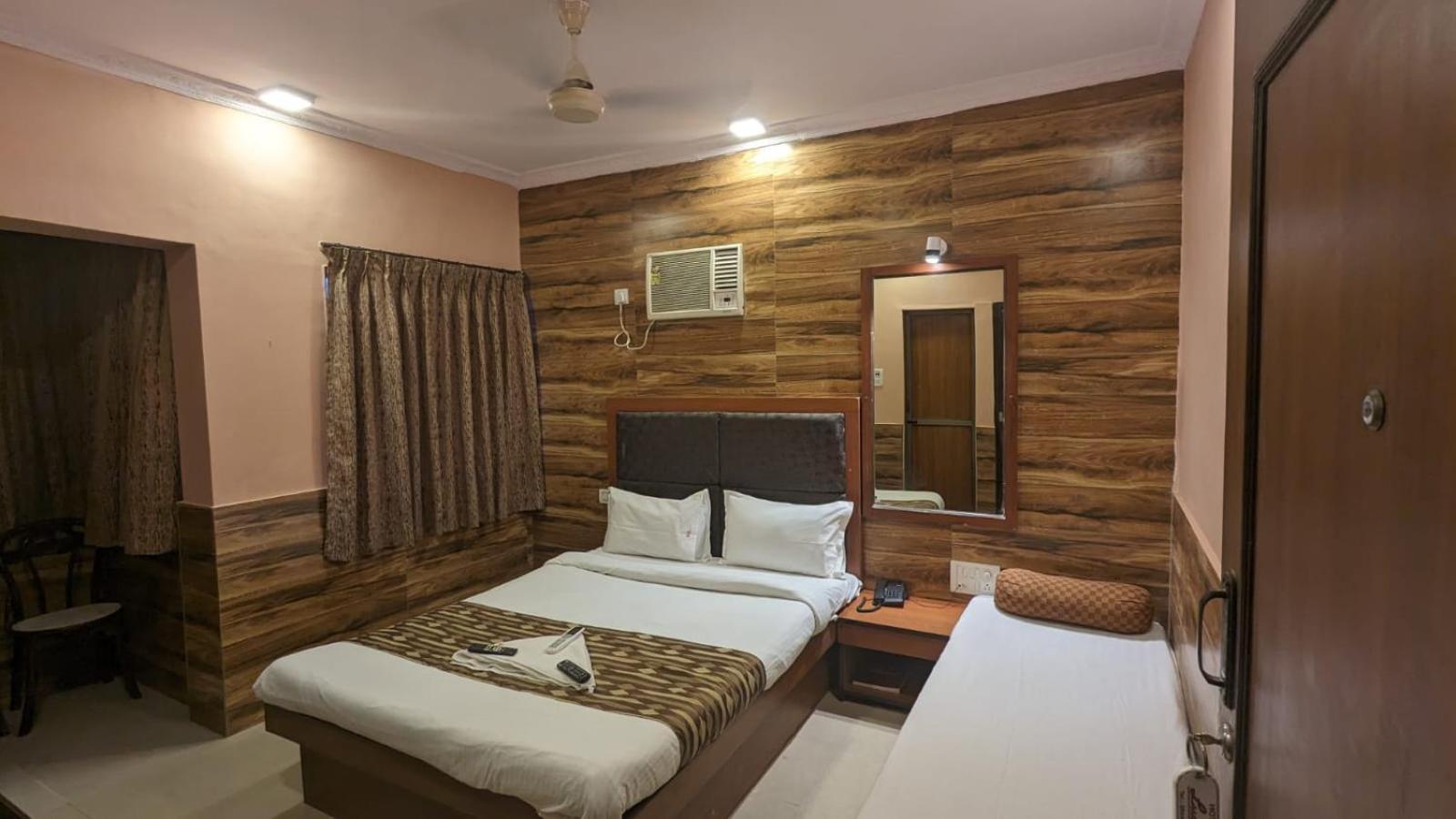 Apartment Lucky Service Mumbai