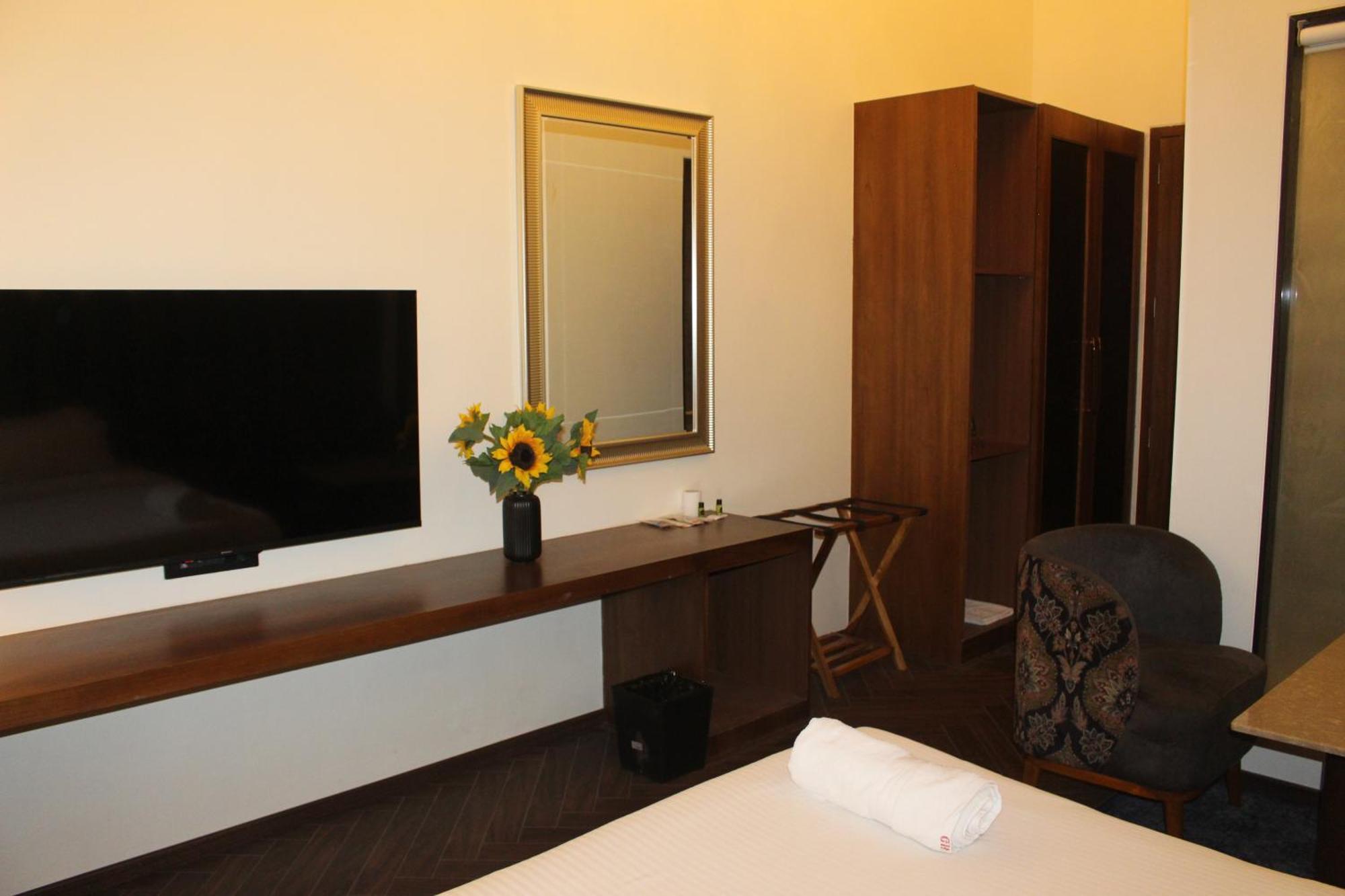 Gulf Mumbai- The Boutique Colaba Mumbai