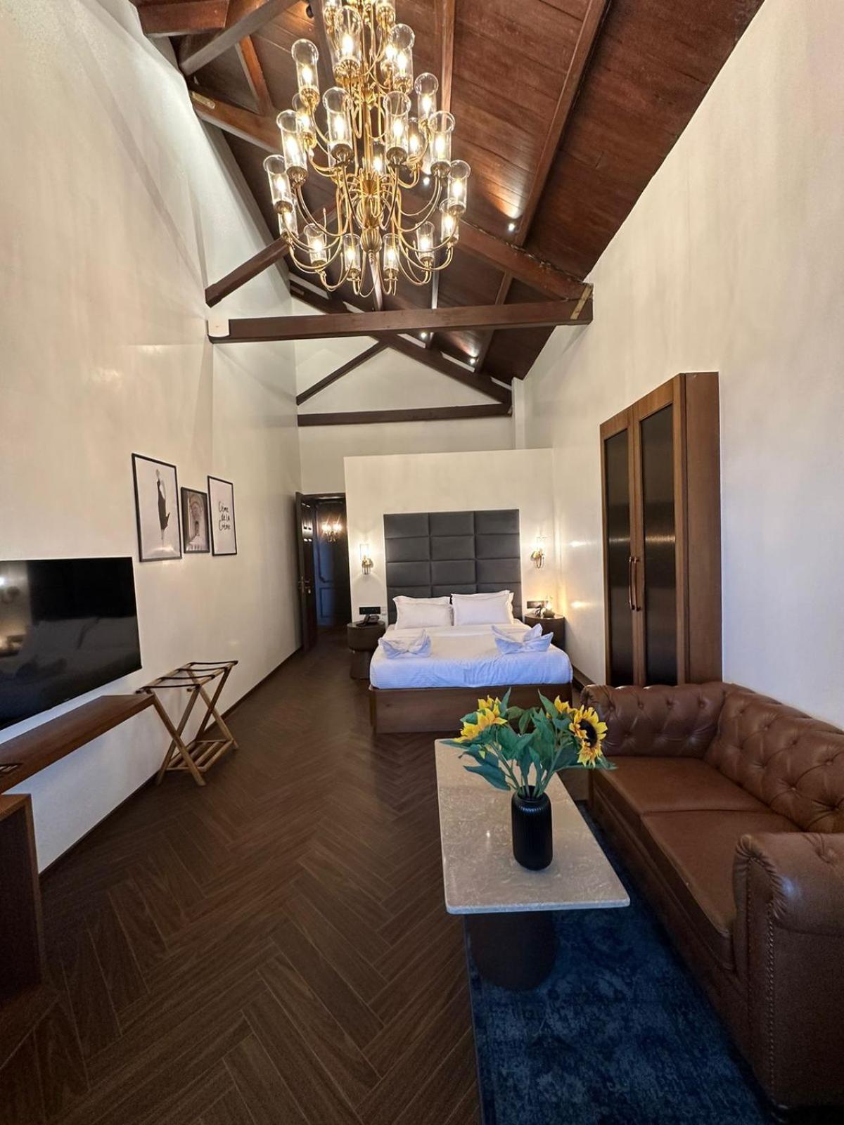 Gulf Mumbai- The Boutique Colaba 3*