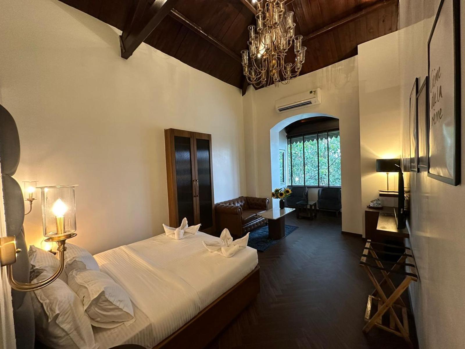 Gulf Mumbai- The Boutique Colaba