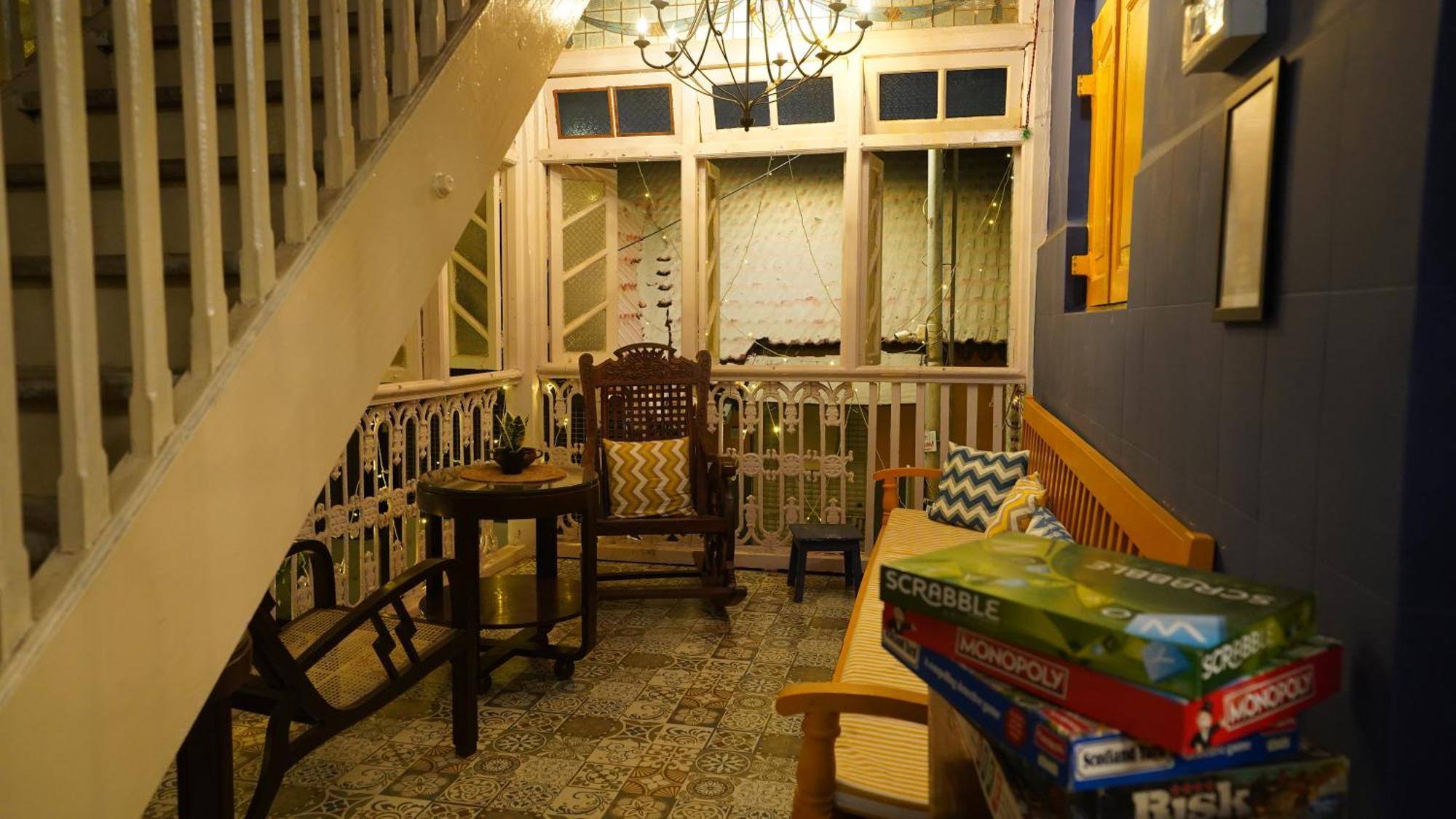 Gosolo Bandra *