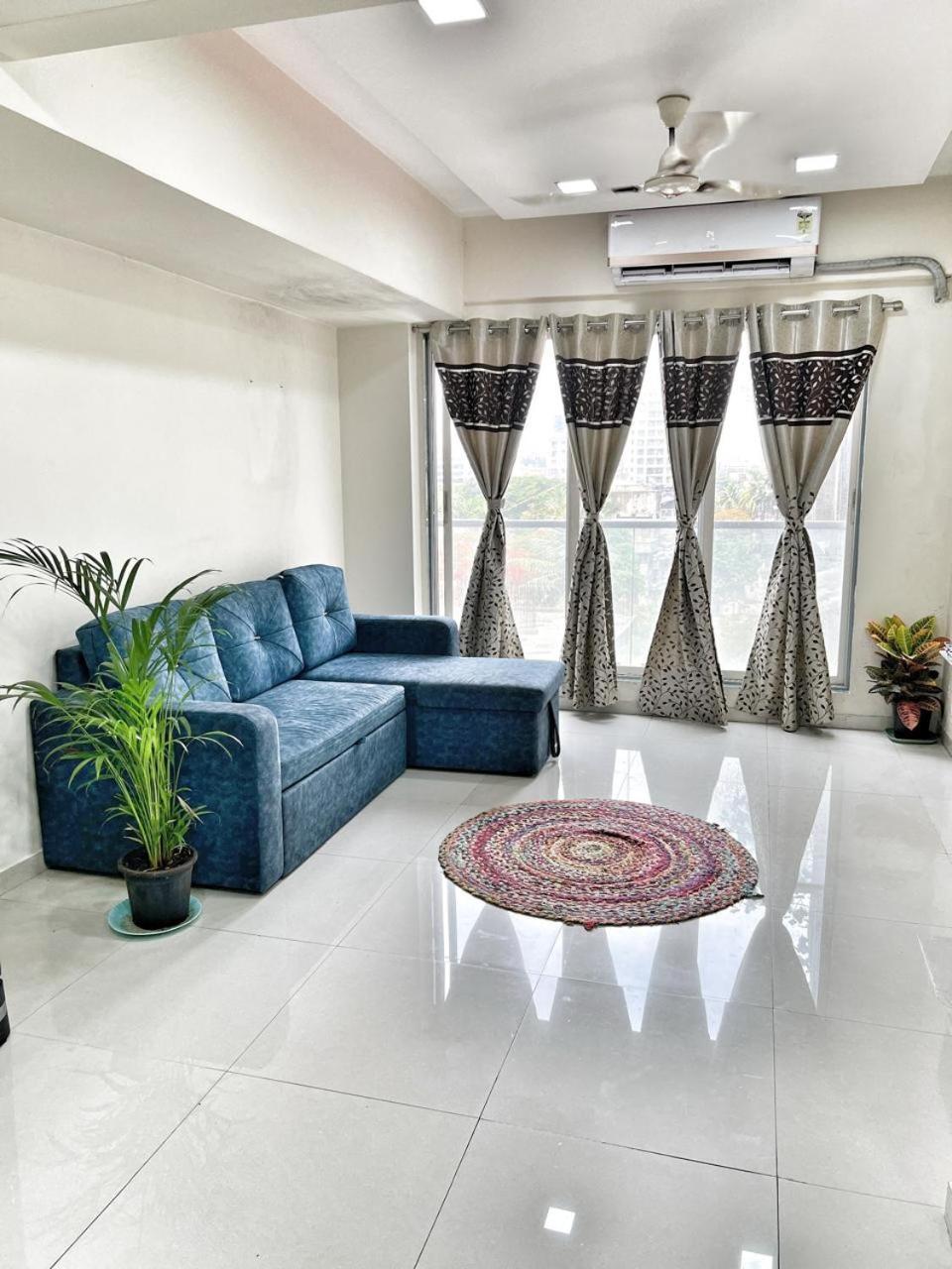 Apartment 1 Bhk Near Kokilaben Ambani Hospital