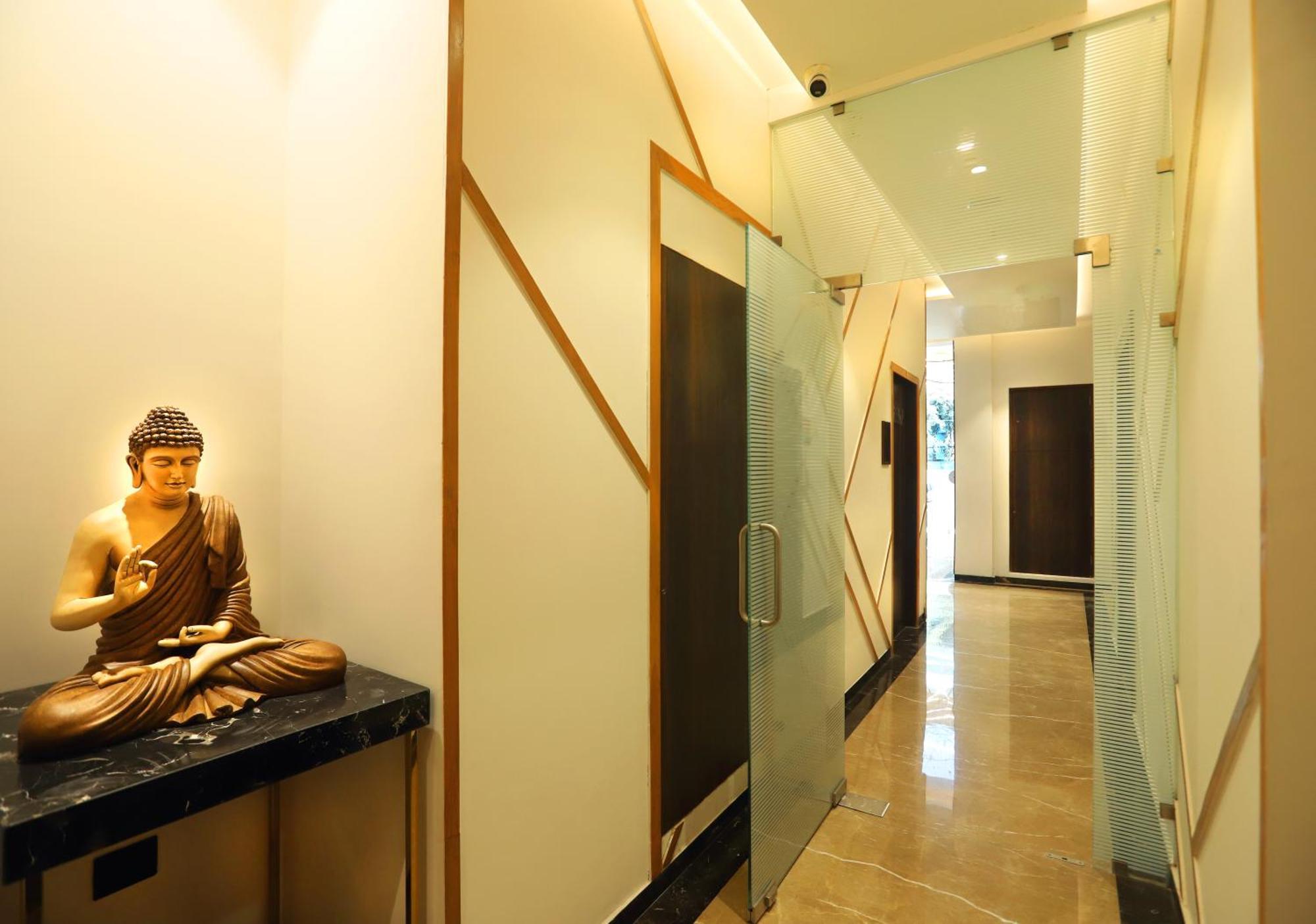 Aralia - A Business Hotel, Midc Andheri East Hotel