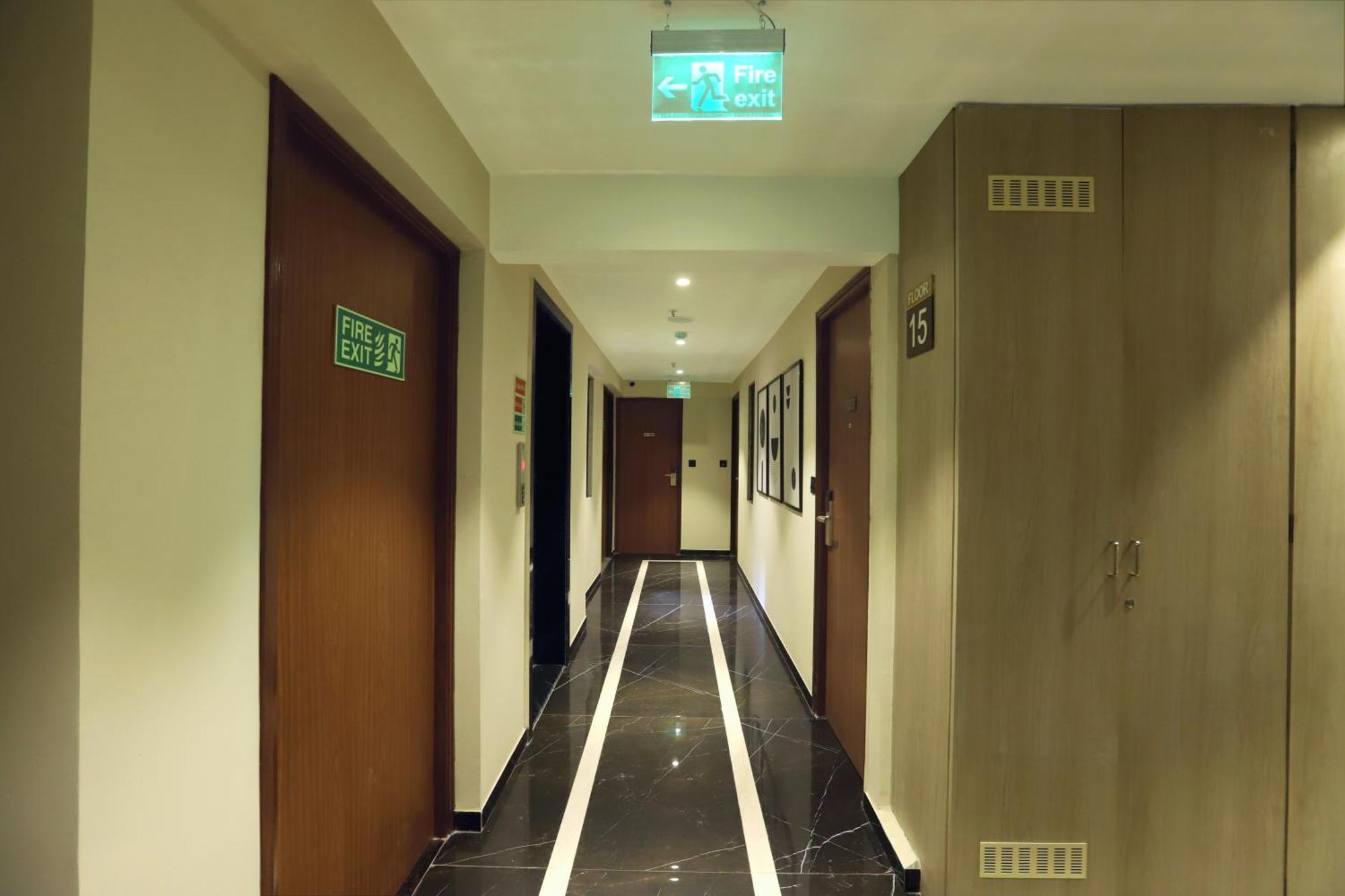 Aralia - A Business Hotel, Midc Andheri East Hotel