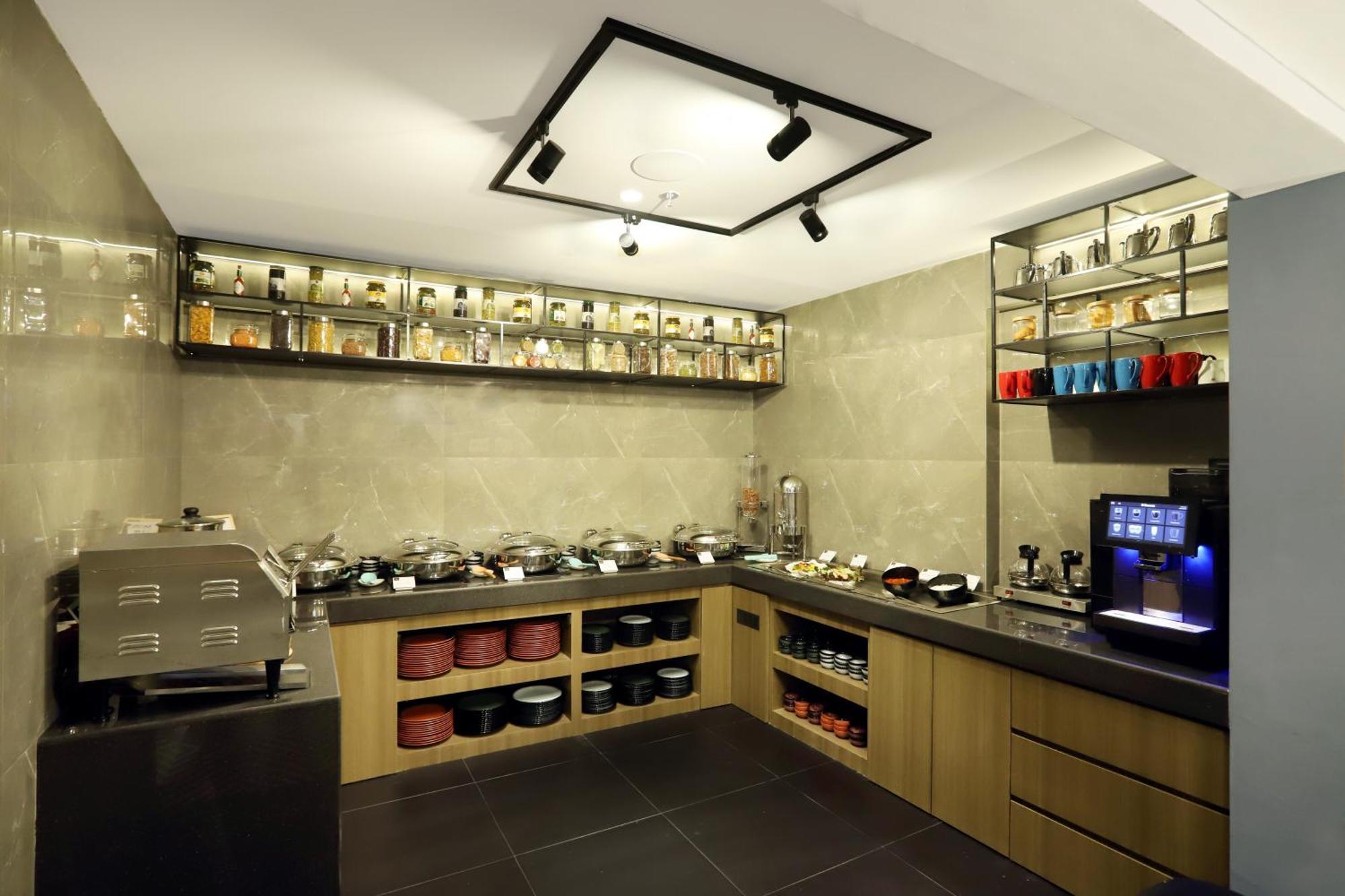 Aralia - A Business Hotel, Midc Andheri East 3* Mumbai