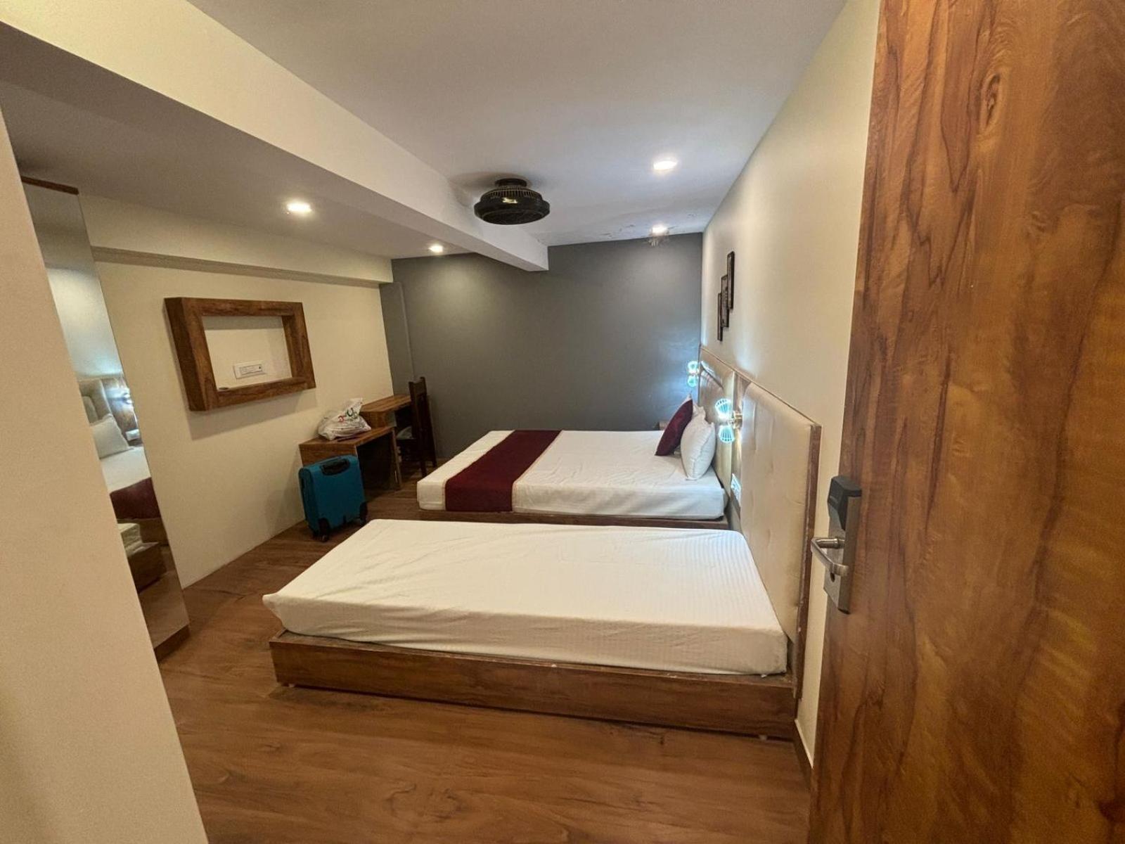 Hotel New Zara Grand Mumbai