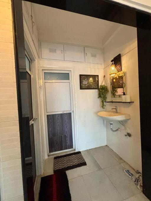Ivy Aristo, Private 1 Bhk In Heart Of Lokhandwala, Andheri *