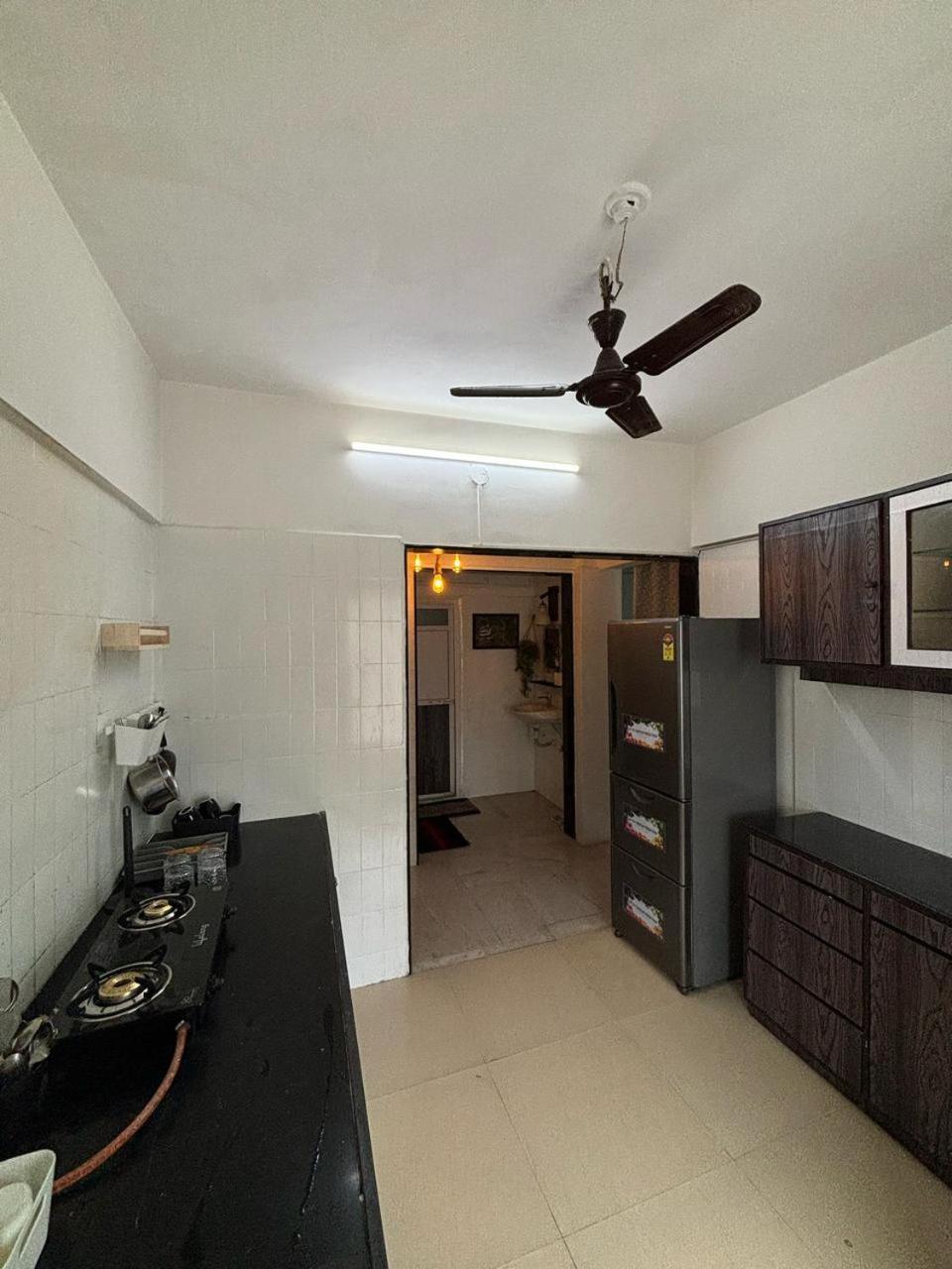 Apartment Ivy Aristo, Private 1 Bhk In Heart Of Lokhandwala, Andheri