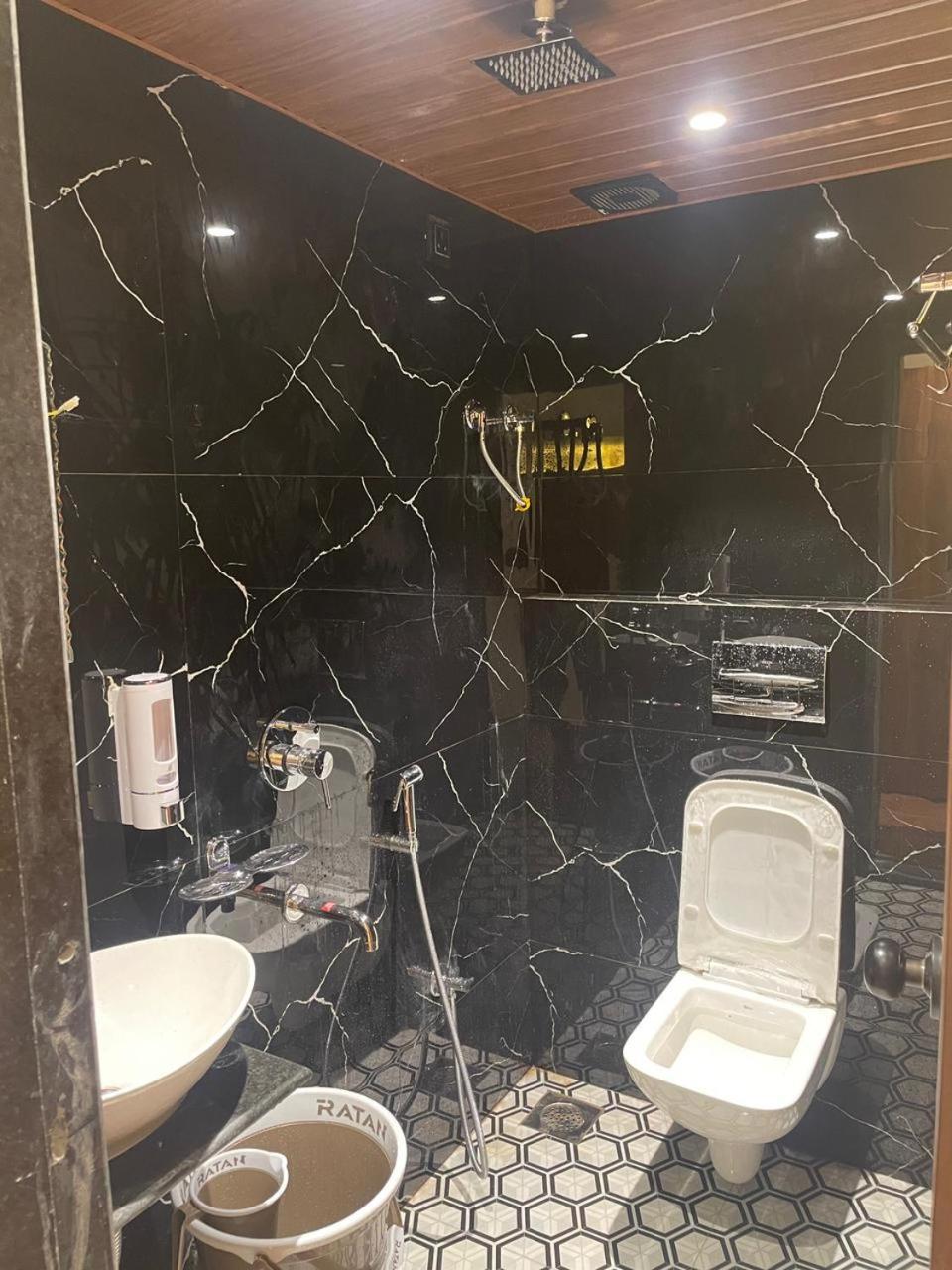Hotel Sai Palace- Near Tata Memorial Hospital Mumbai