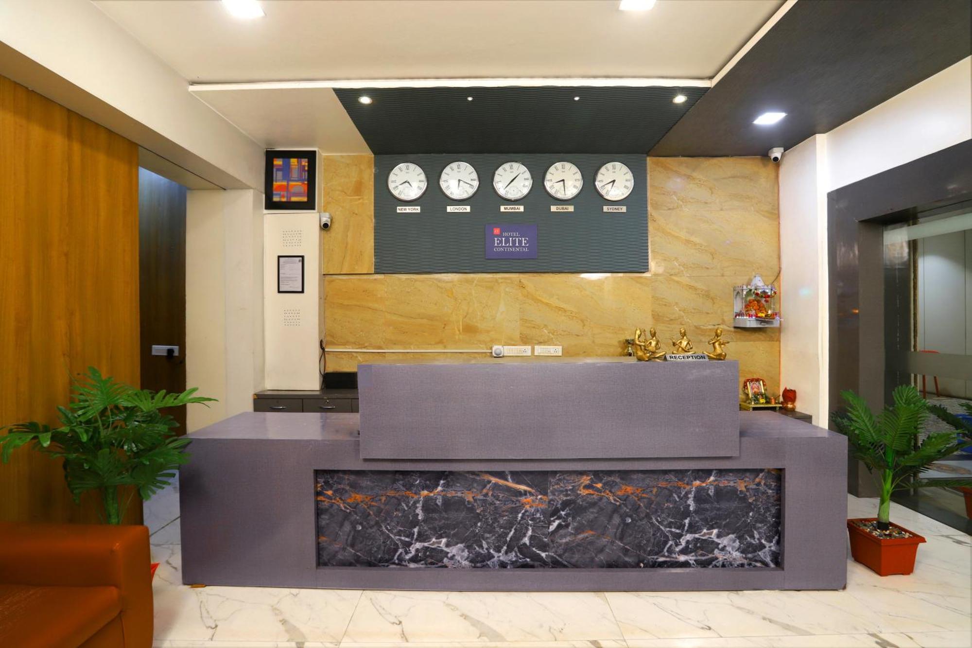 Elite Continental- Near International Airport Andheri East Hotel