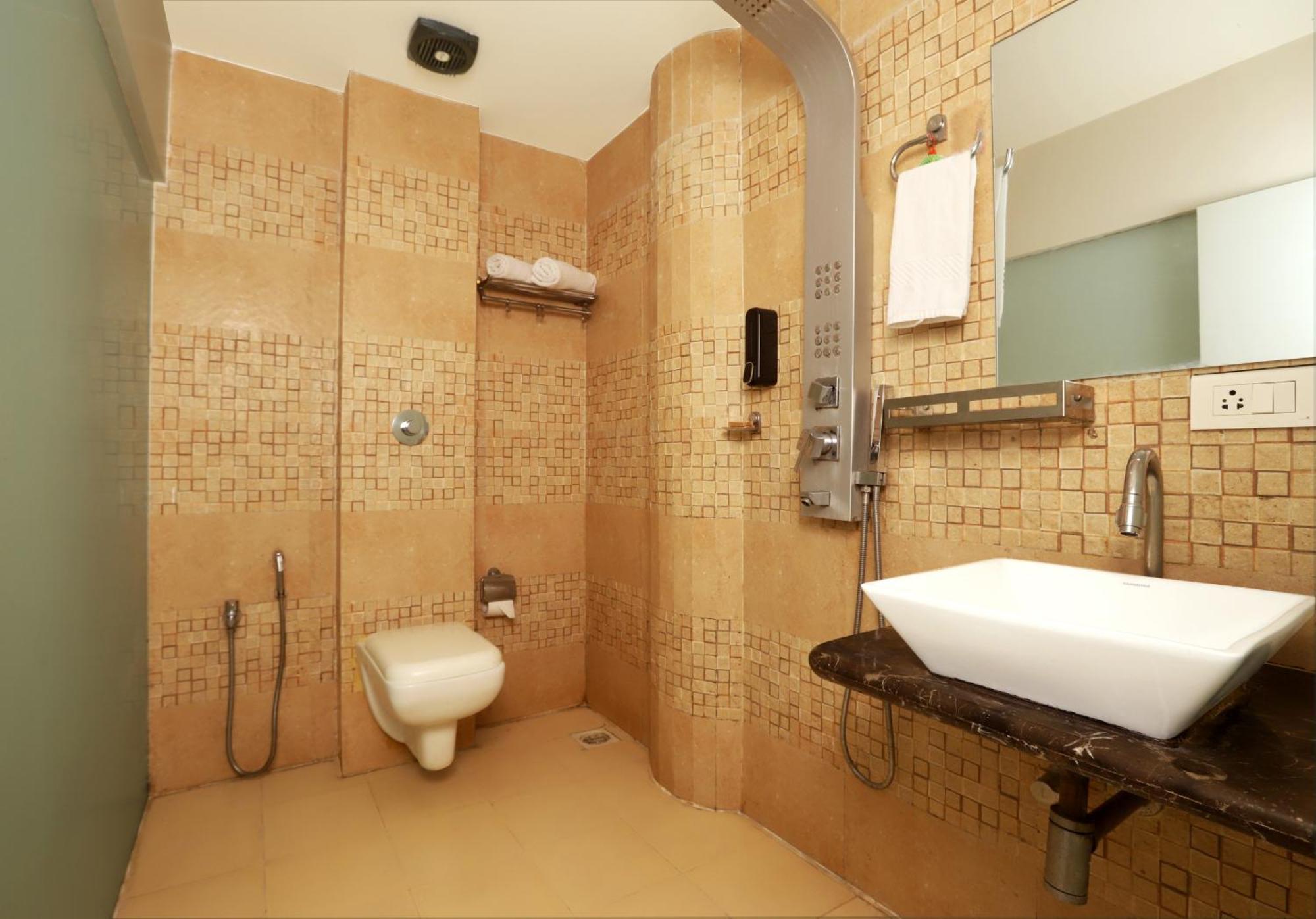 Elite Continental- Near International Airport Andheri East