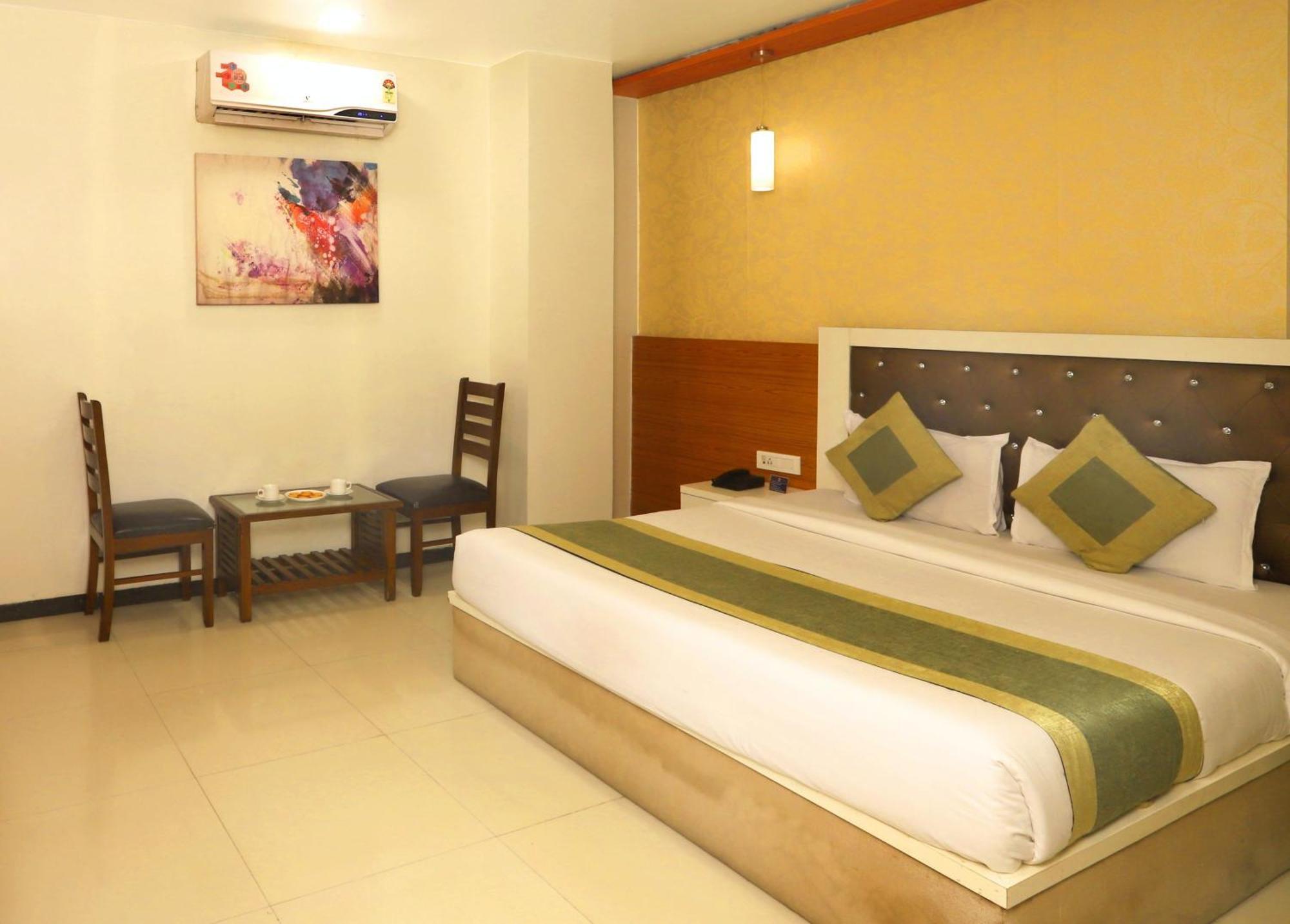 Elite Continental- Near International Airport Andheri East 3* Mumbai
