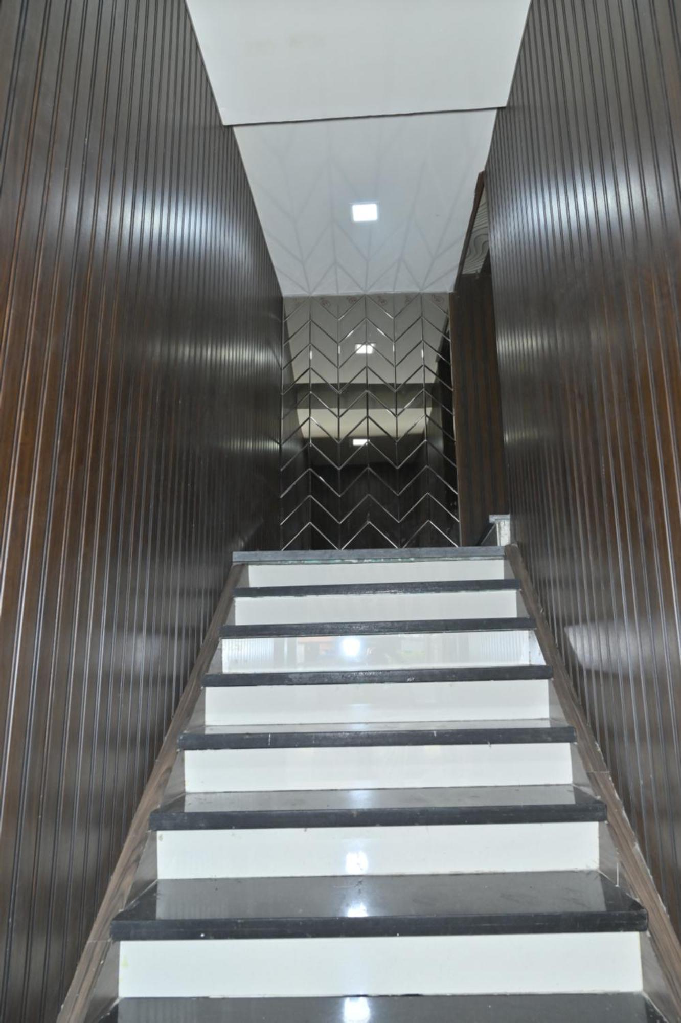 Hotel Shahi Terminal-2 Mumbai