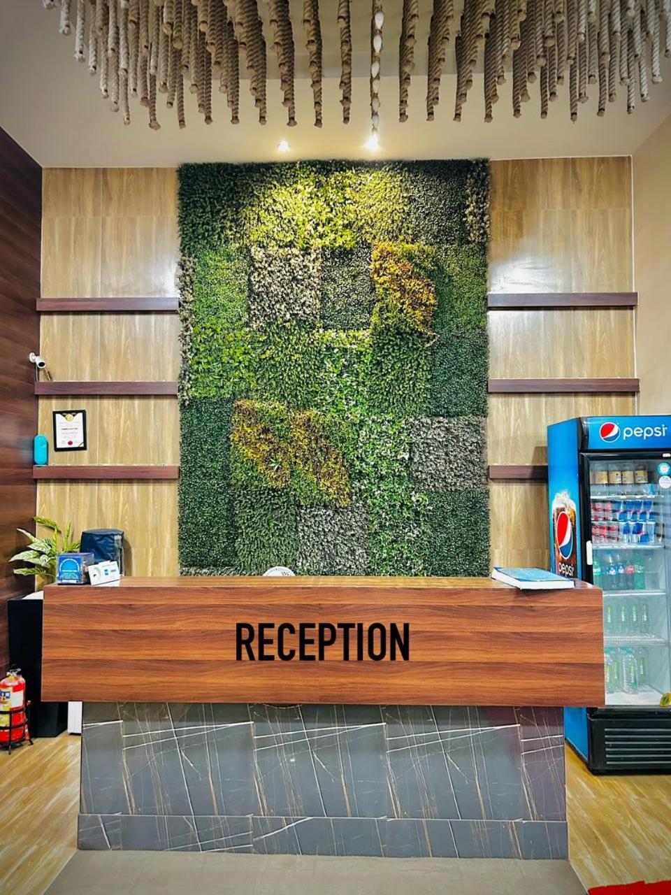 Regal International - Near International Airport Andheri East Hotel 3*