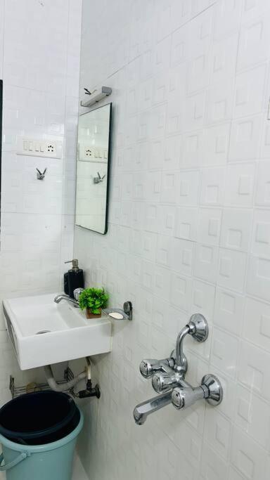 Secluded Apartment Mumbai