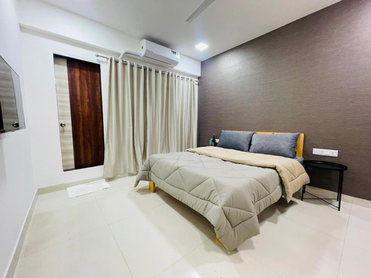 Homestay Luxe-bnb Near Airport *