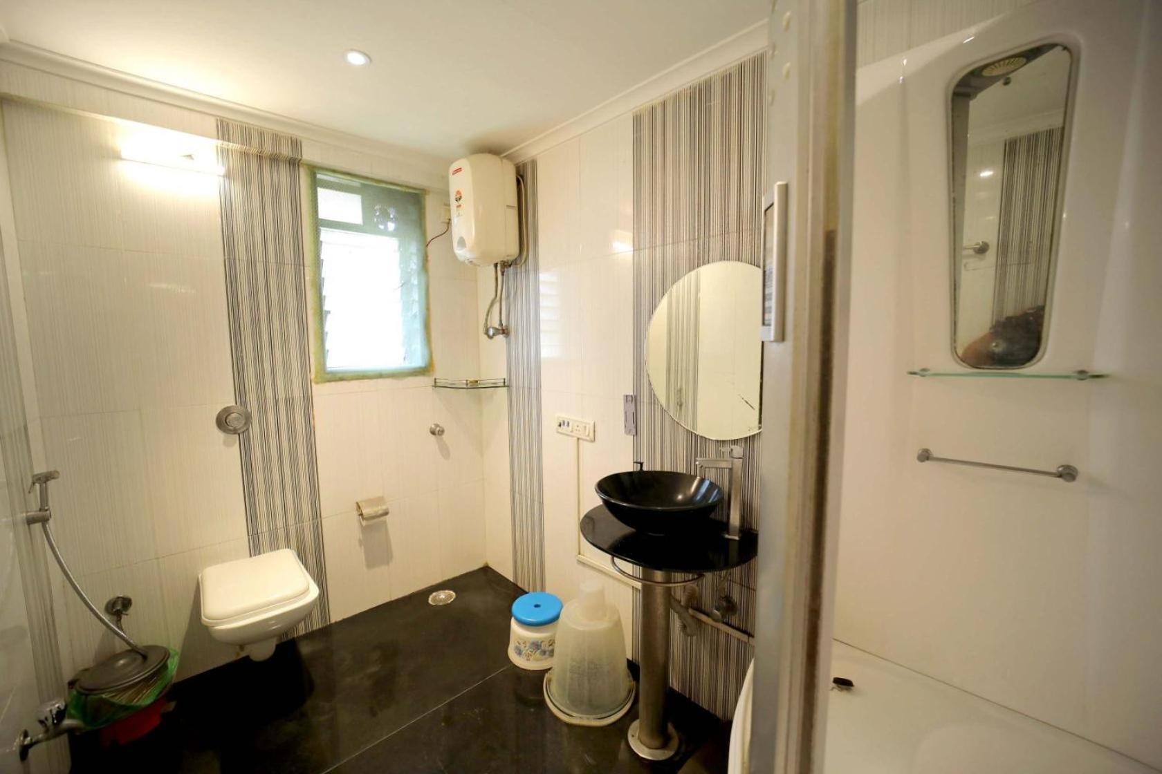 Hotel Panchvati Residency Andheri West 2*