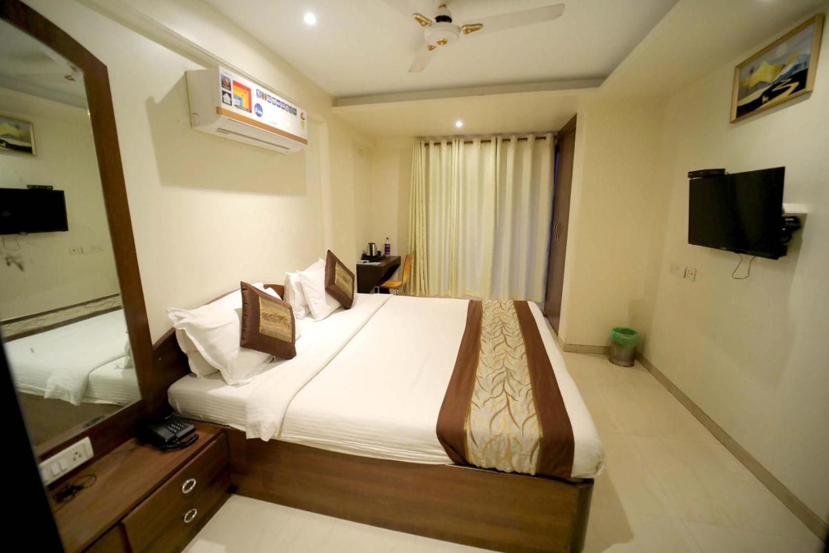 Panchvati Residency Andheri West 2*