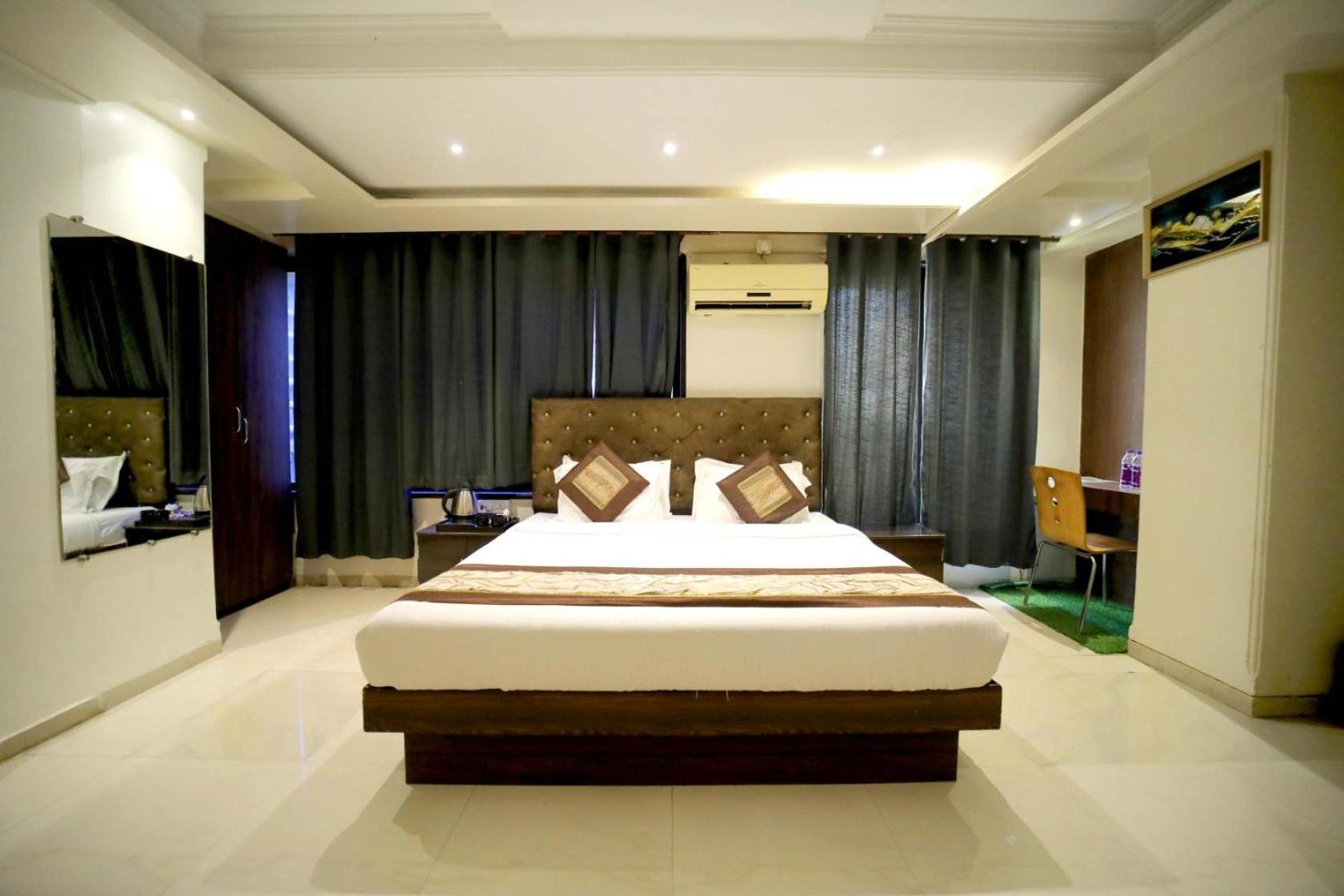 Hotel Panchvati Residency Andheri West Mumbai