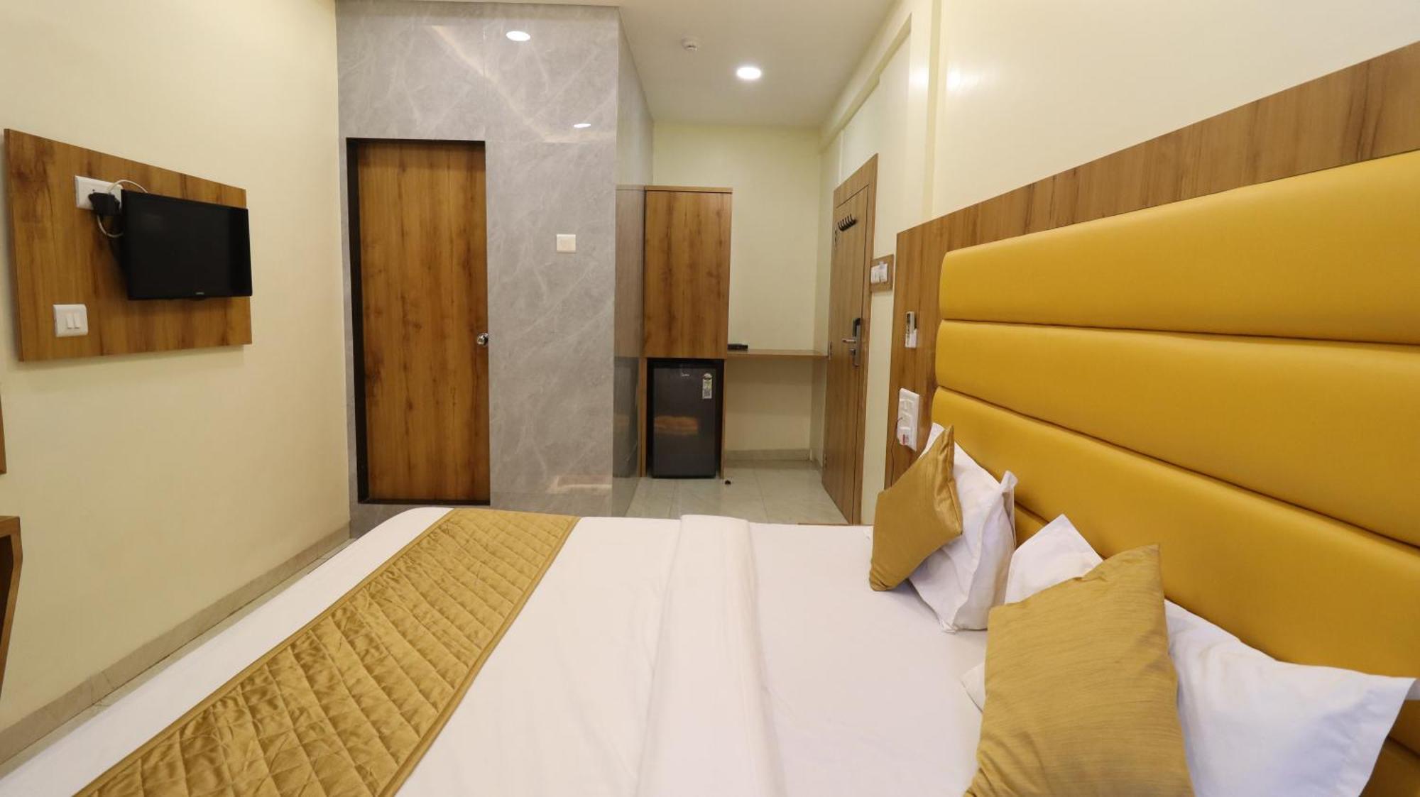National - Grant Road Hotel Mumbai