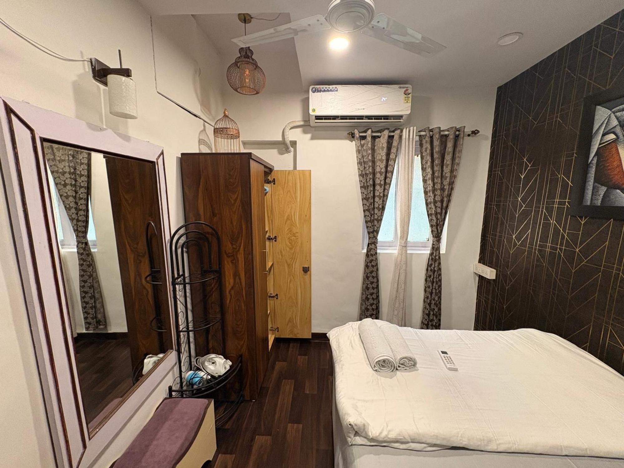 1bhk Casa Bella Off Linking Rd Ground Floor Apartment