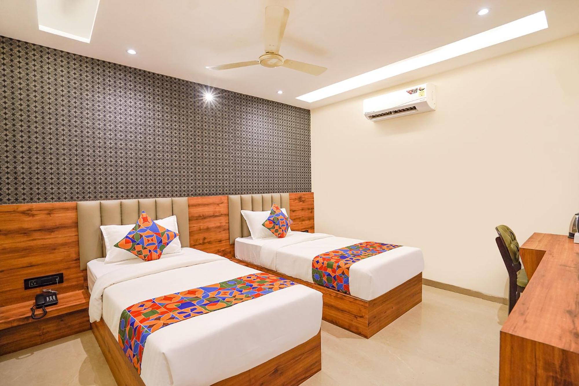 Hotel Fabhotel Well Back - Nr Bkc