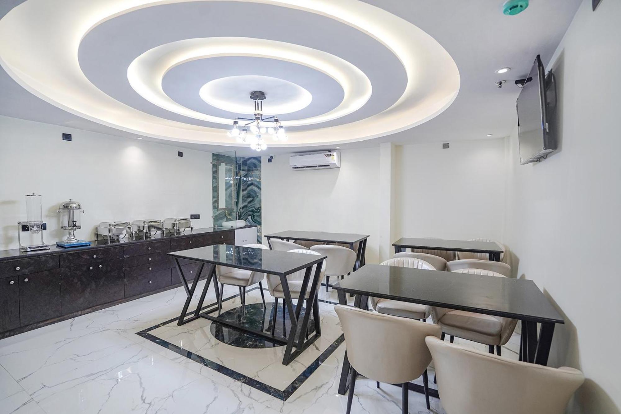 Fabhotel Well Back - Nr Bkc