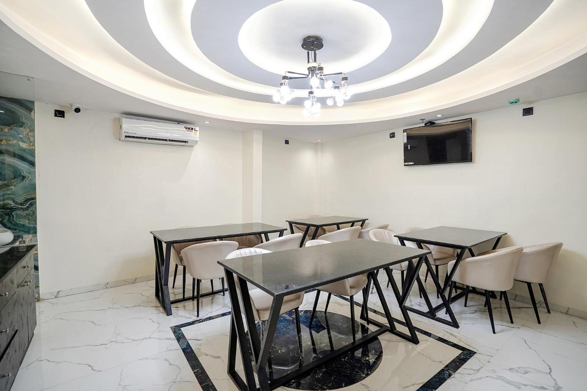 Fabhotel Well Back - Nr Bkc
