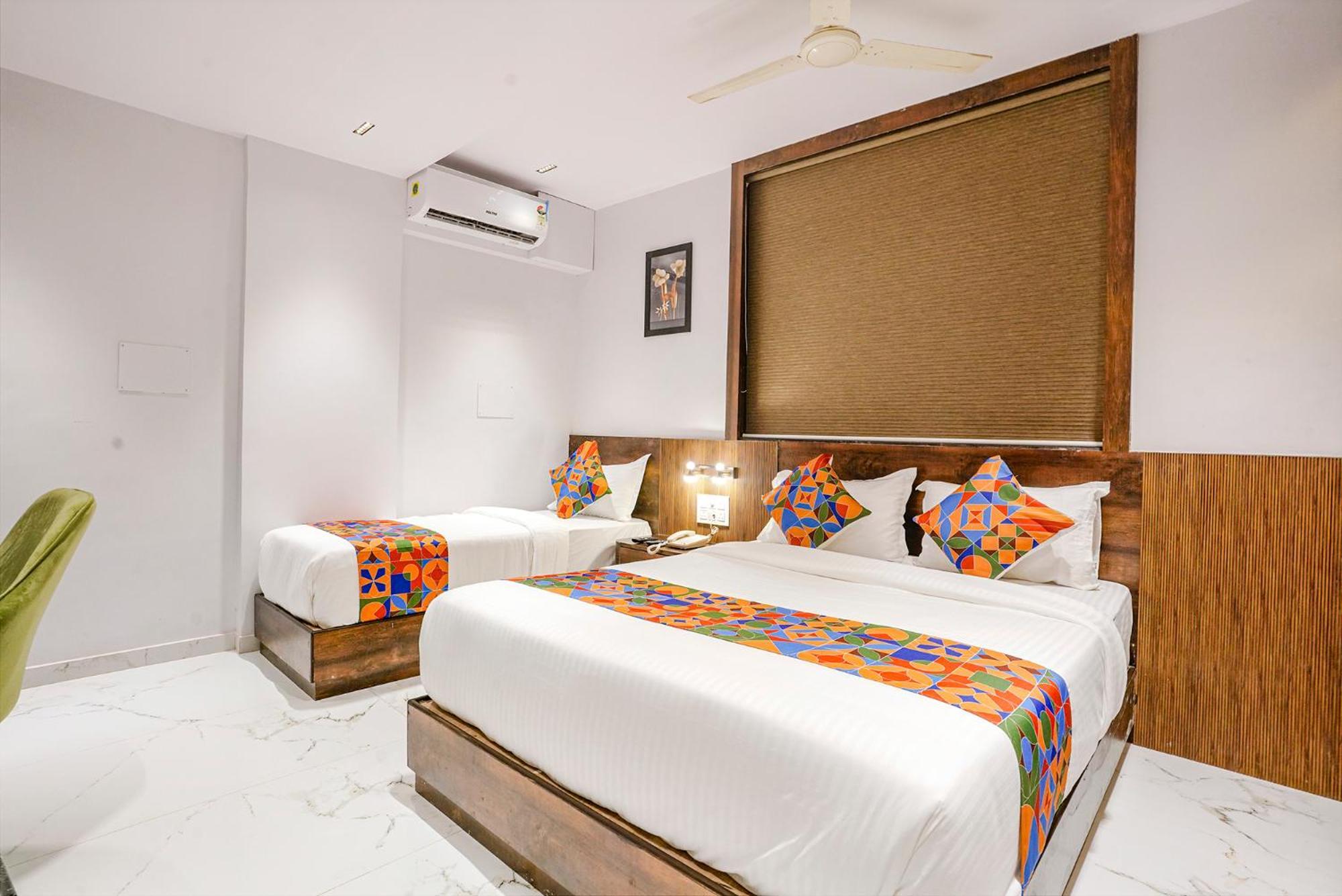 Hotel Fabhotel Peralz - Nr Boriwali Station *