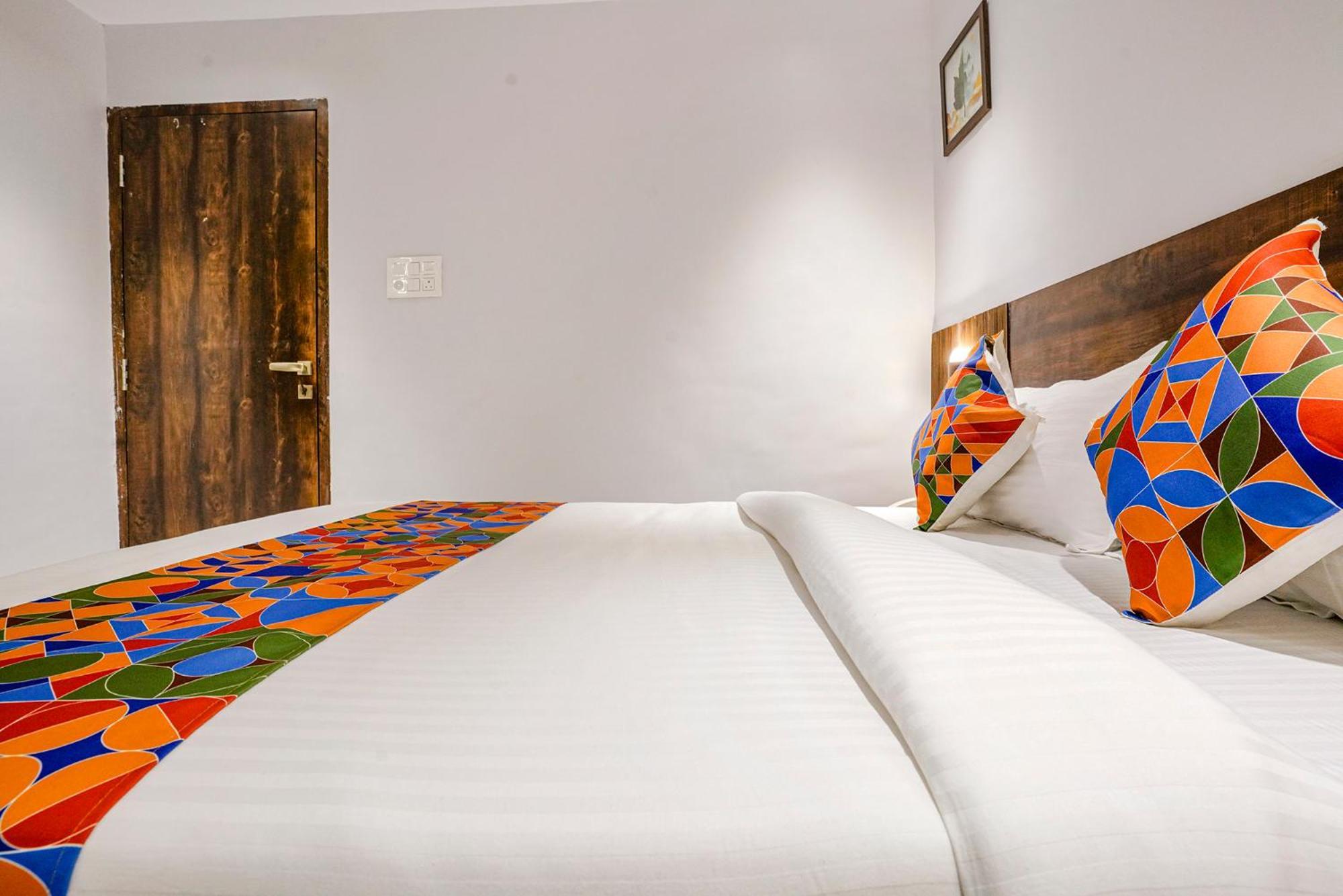 Fabhotel Peralz - Nr Boriwali Station * Mumbai
