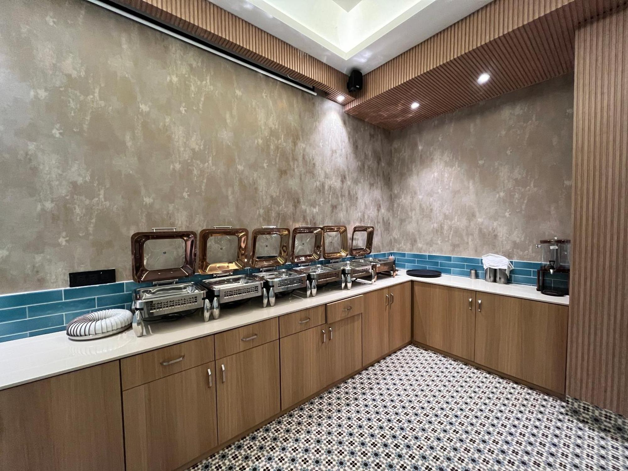 Hotel Esquire Near Bkc Mumbai
