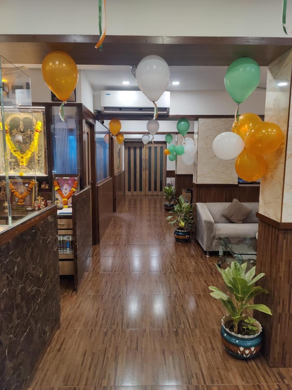 Maharana Chembur Hotel