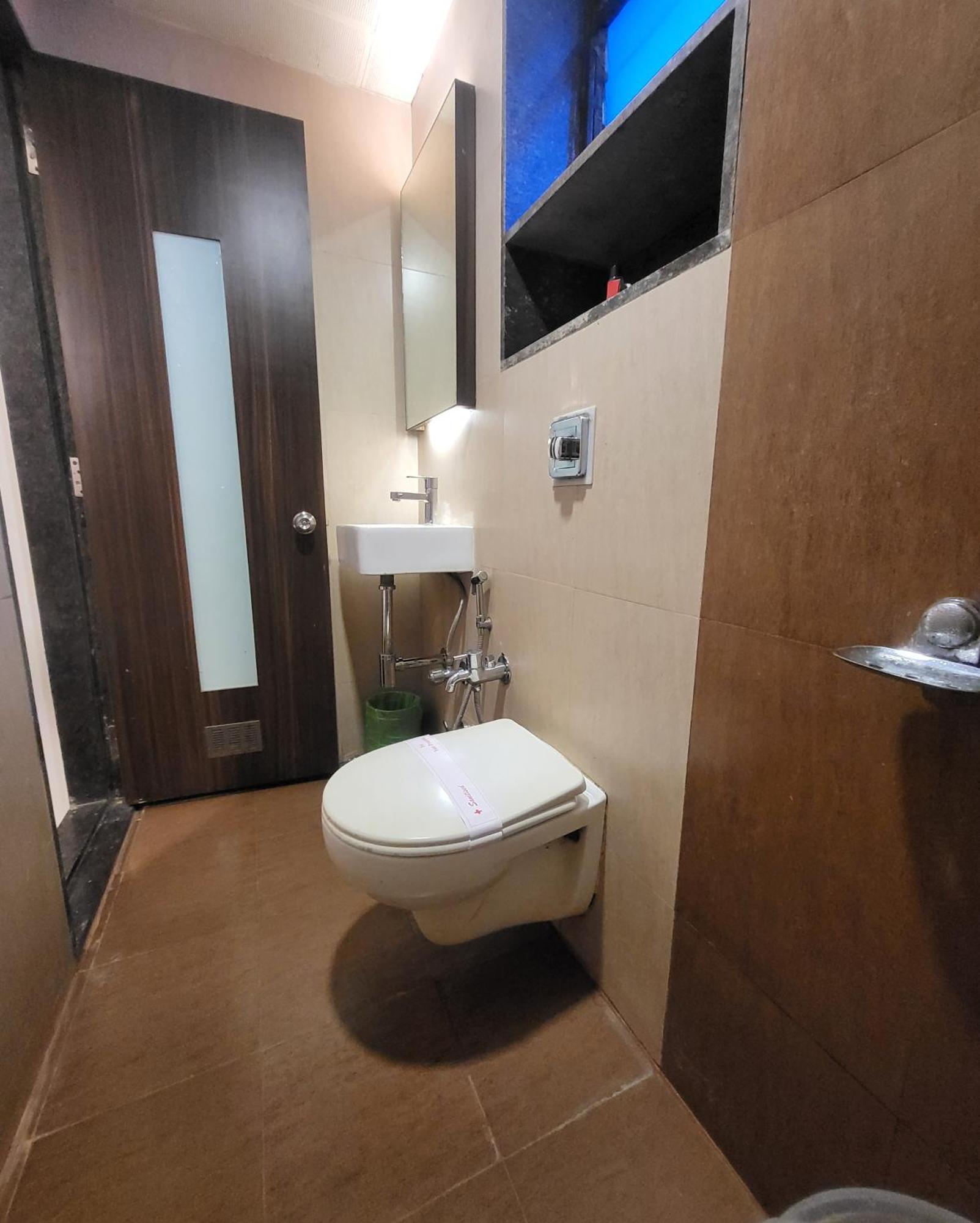 Maharana Chembur Hotel 2*