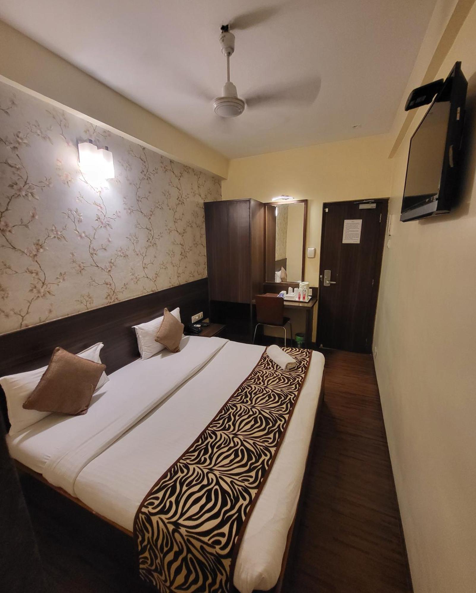 Maharana Chembur Hotel Mumbai
