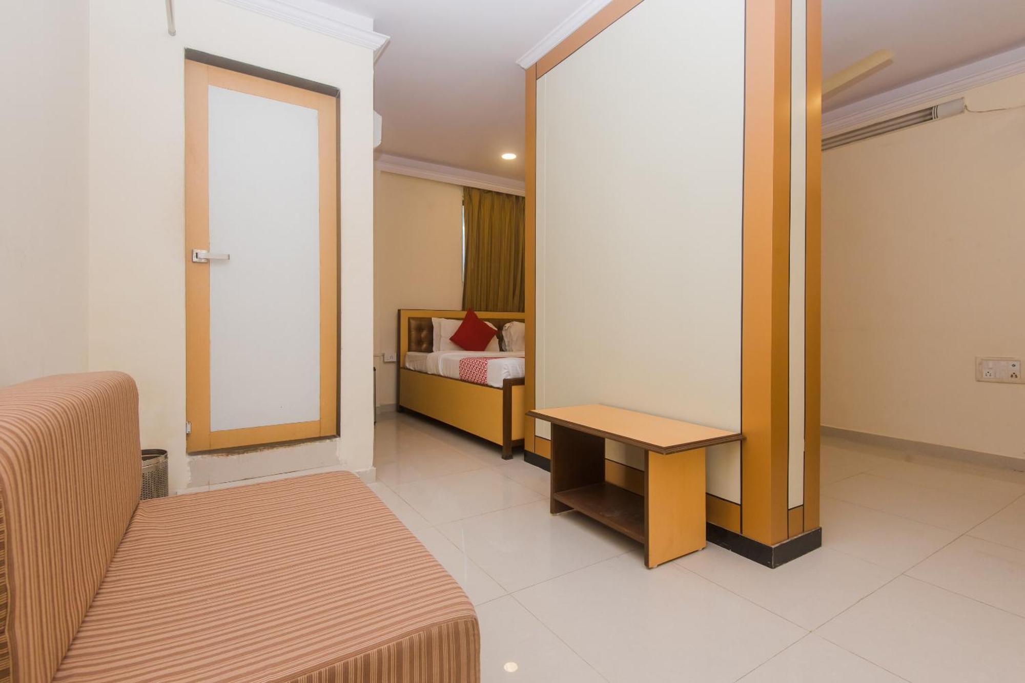 Capital O Orbit Near Infiniti Mall Hotel