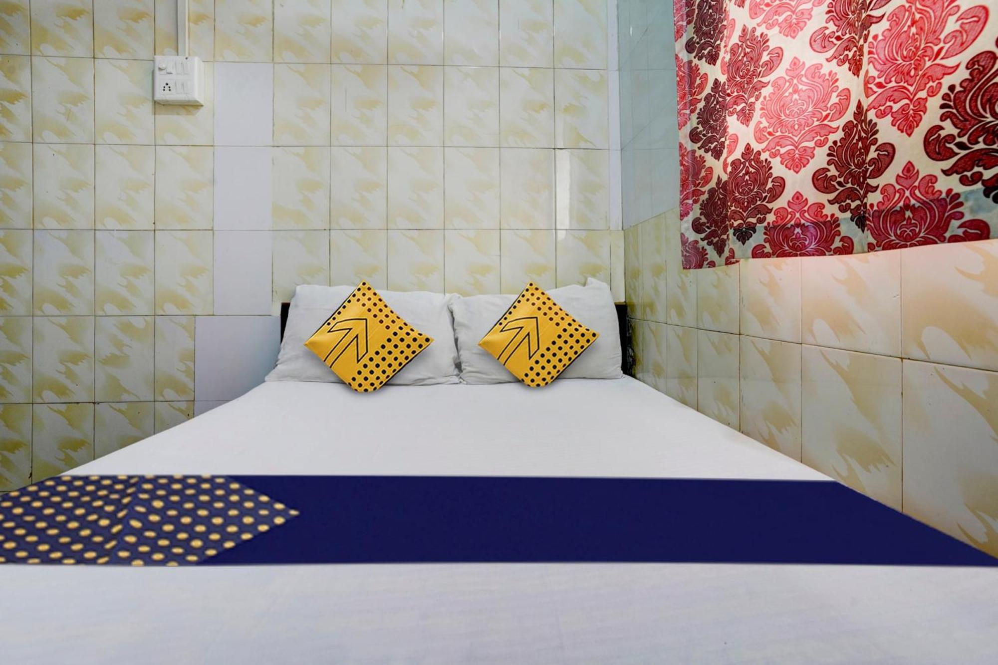 Hotel O Gulzar 3*